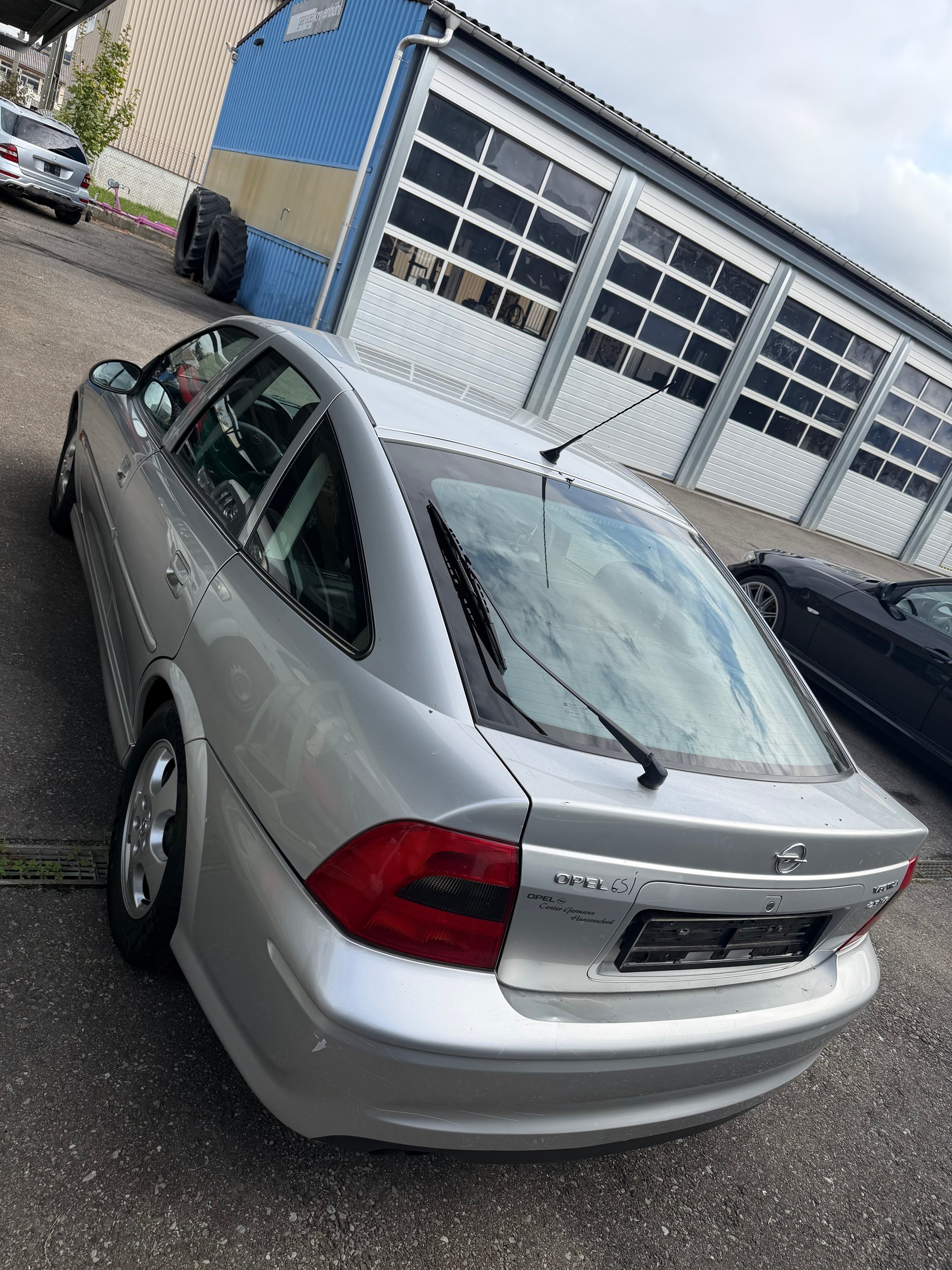 OPEL Vectra 2.5i V6 Elegance-image-4