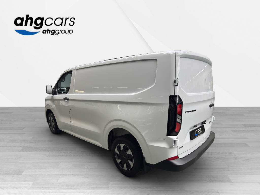 FORD Transit Custom Van 320 L1 2.5 Duratec 233 Trend PHEV-showroom-element-2