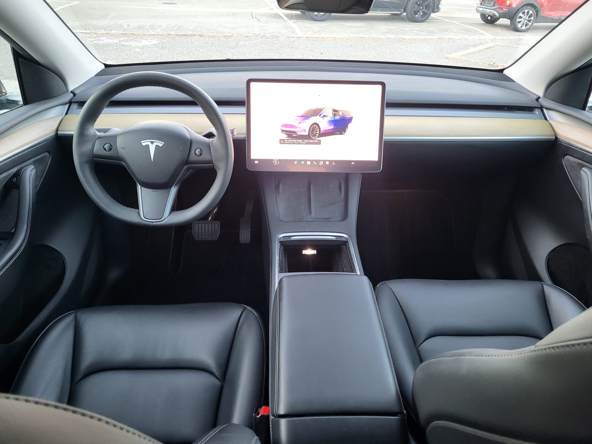 TESLA Model Y Long Range-image-10