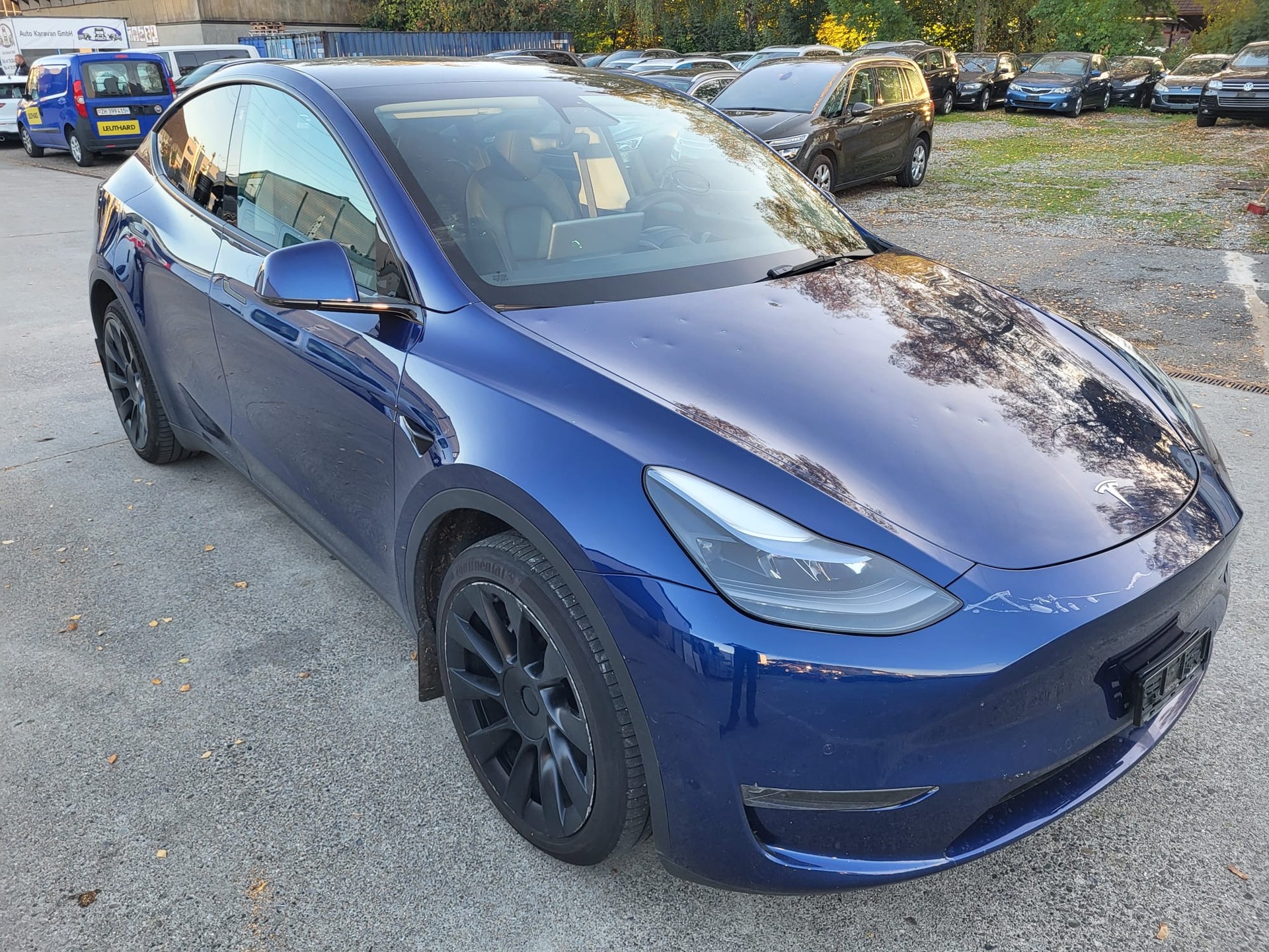 TESLA Model Y Long Range-image-1