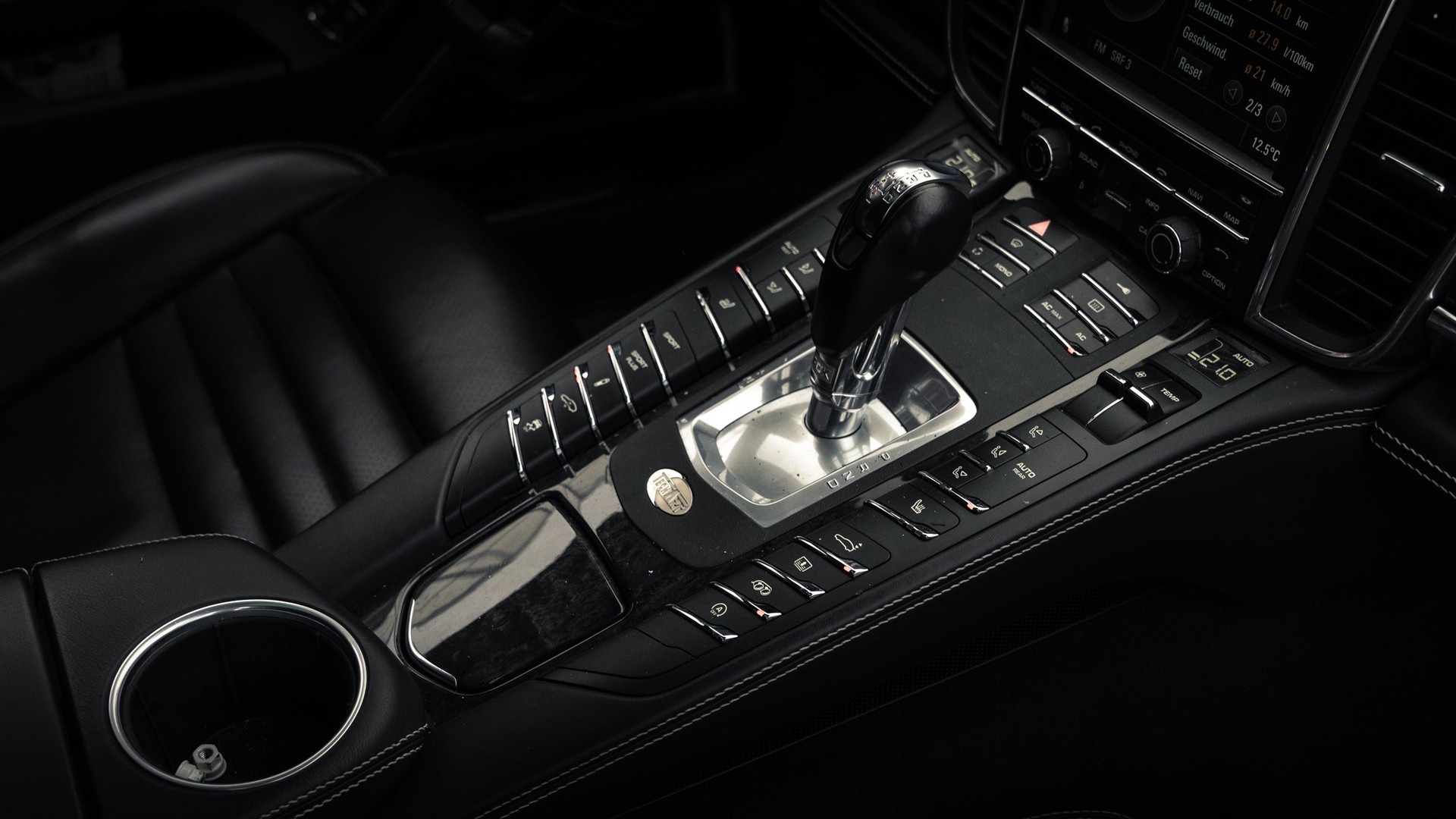 PORSCHE Panamera Turbo 4.8 PDK Techart Grand GT-image-3