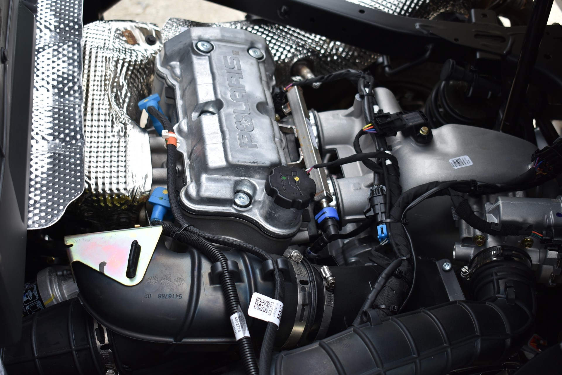 POLARIS RANGER XP 1000 Base 4x4-image-10
