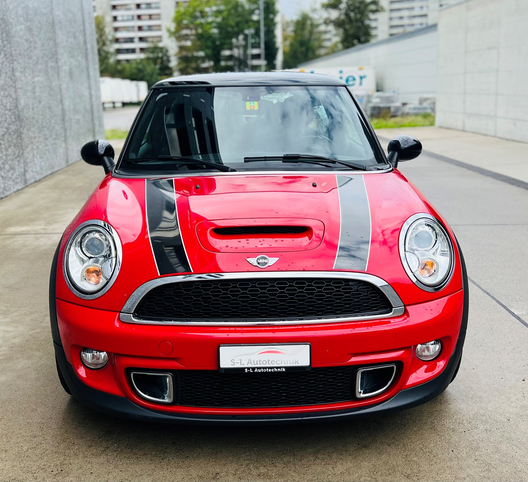 MINI Cooper S-image-1