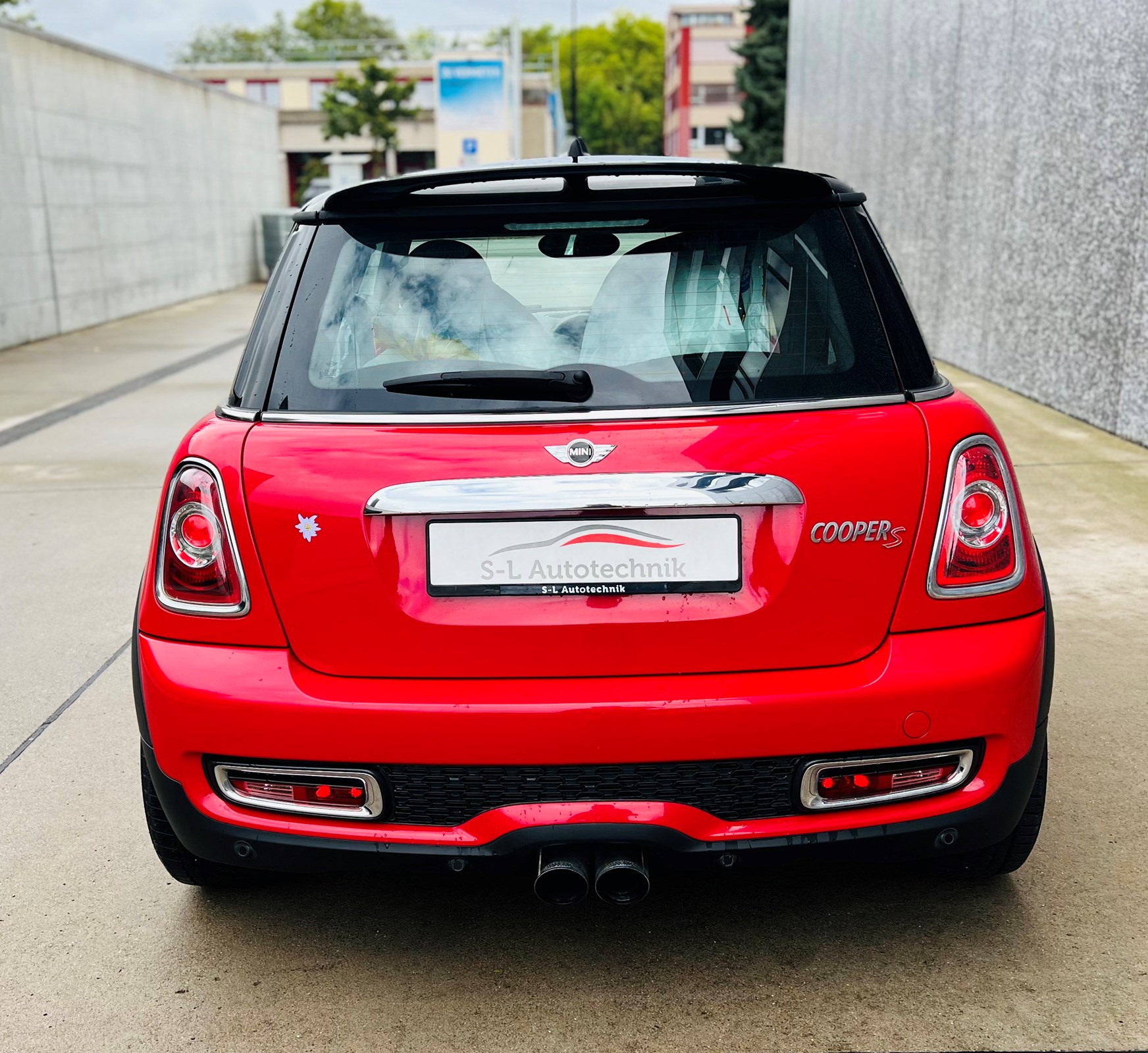 MINI Cooper S-image-4