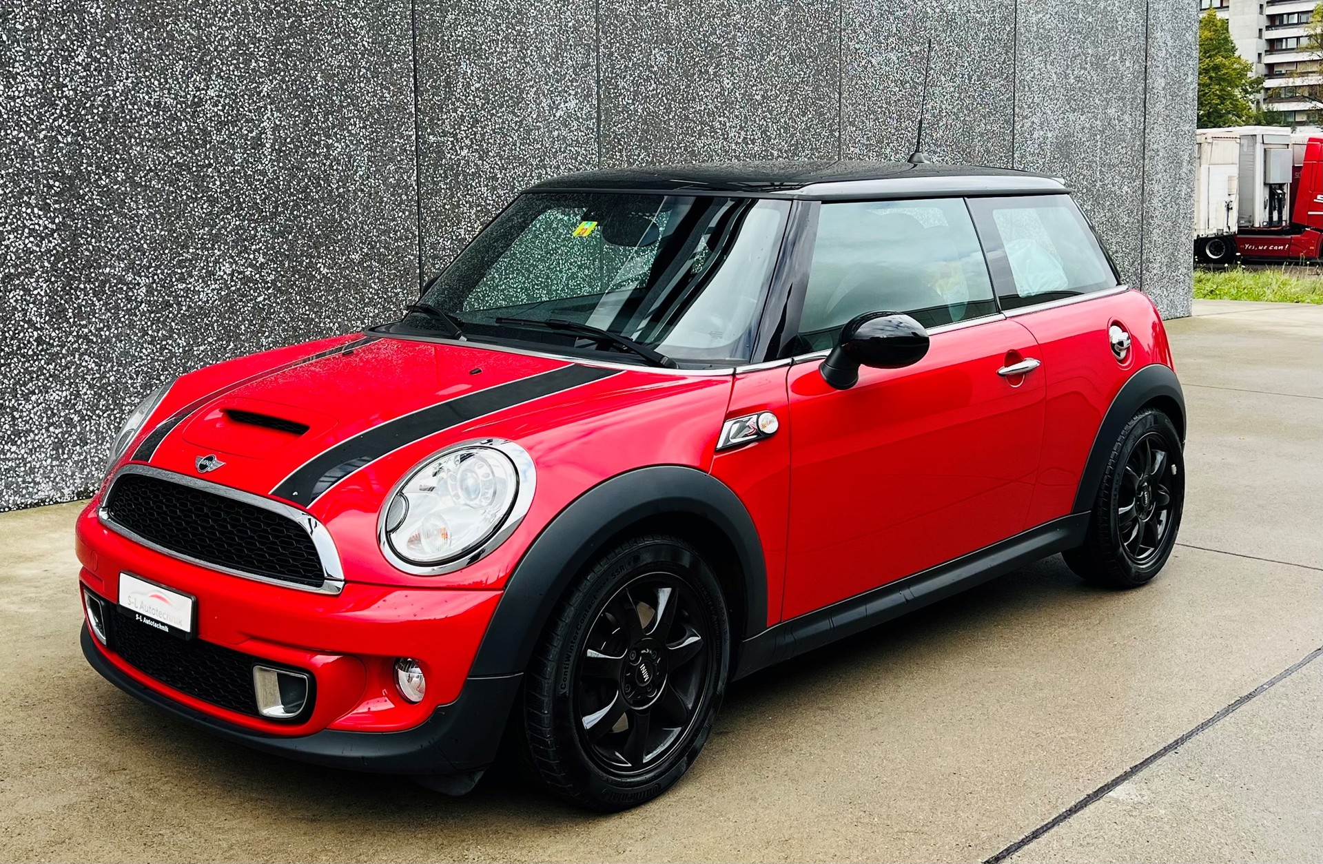 MINI Cooper S-image-0