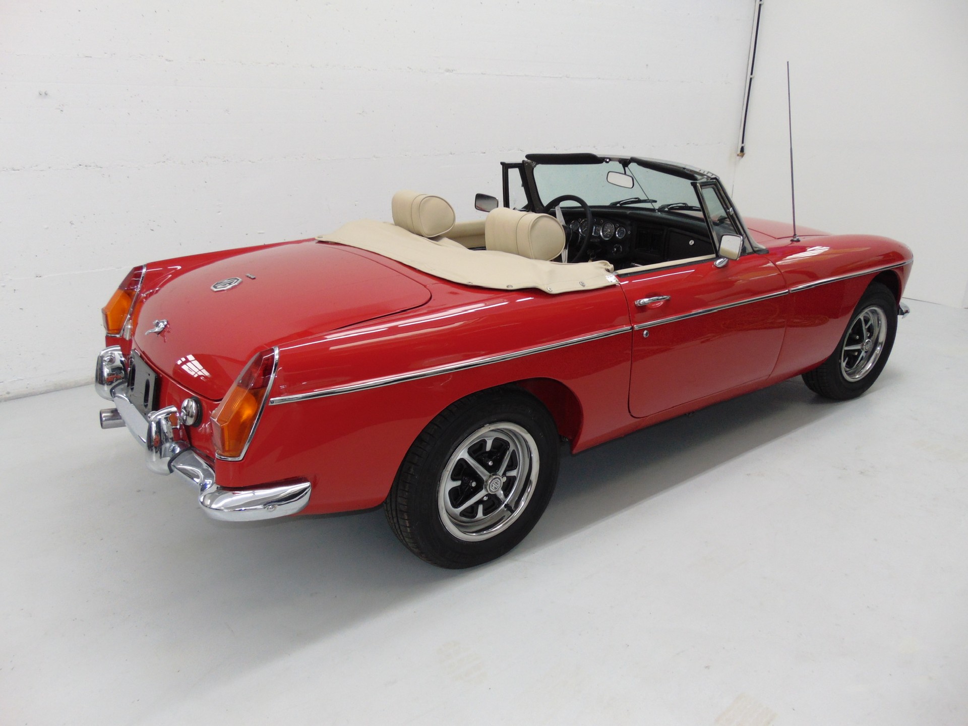 MG MGB-image-2