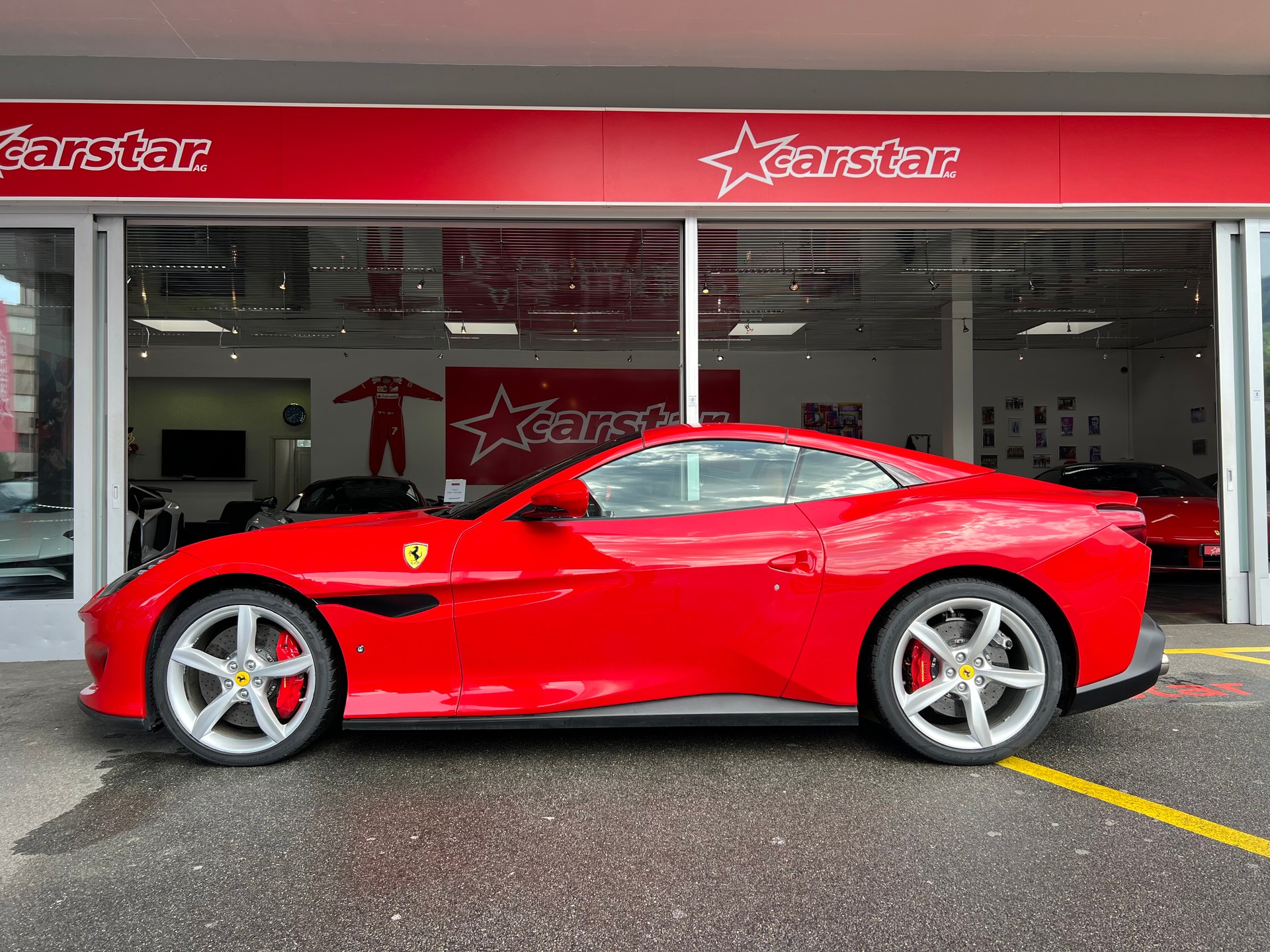 FERRARI Portofino 3.9 V8 T-image-1