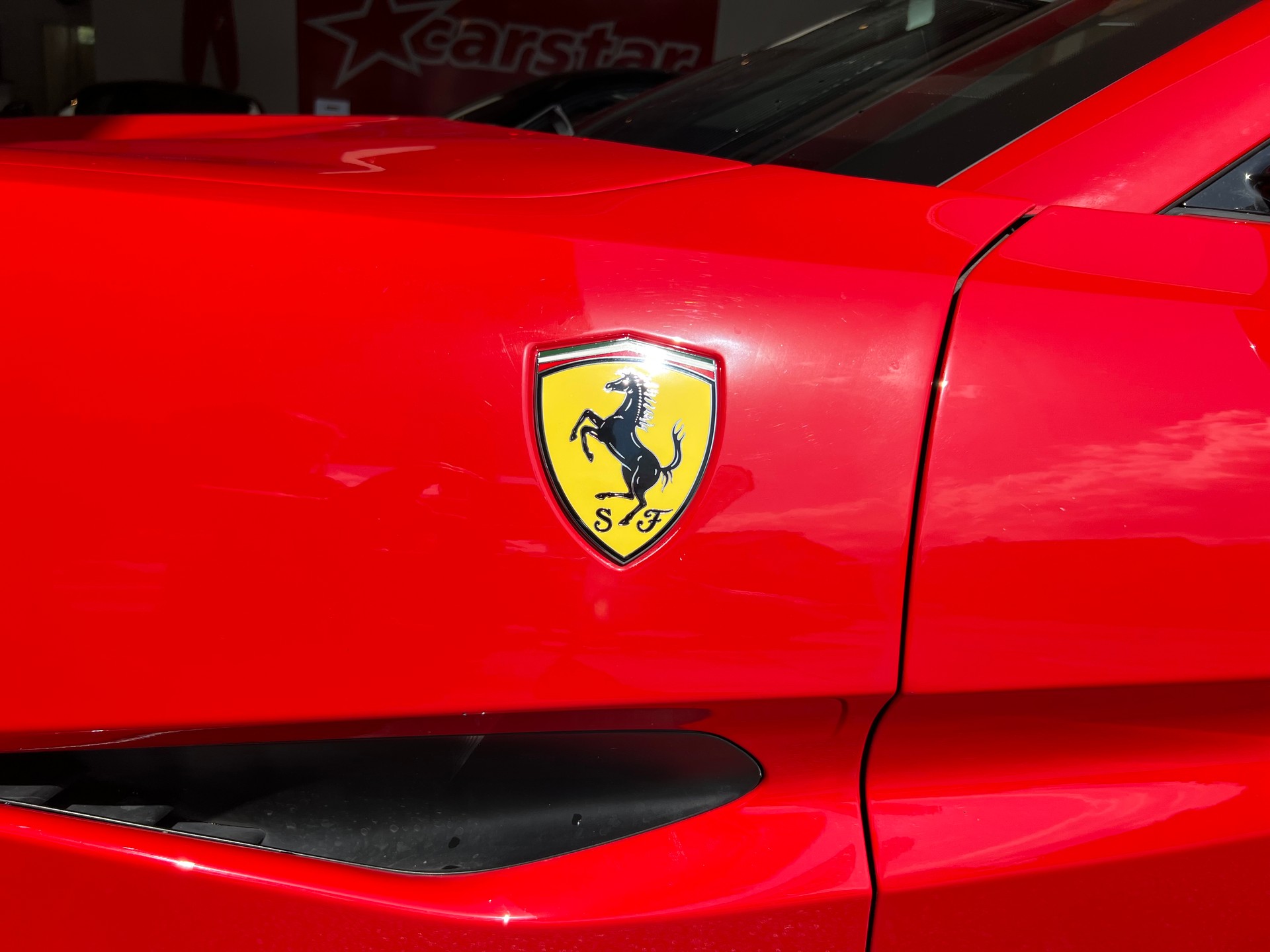 FERRARI Portofino 3.9 V8 T-image-15