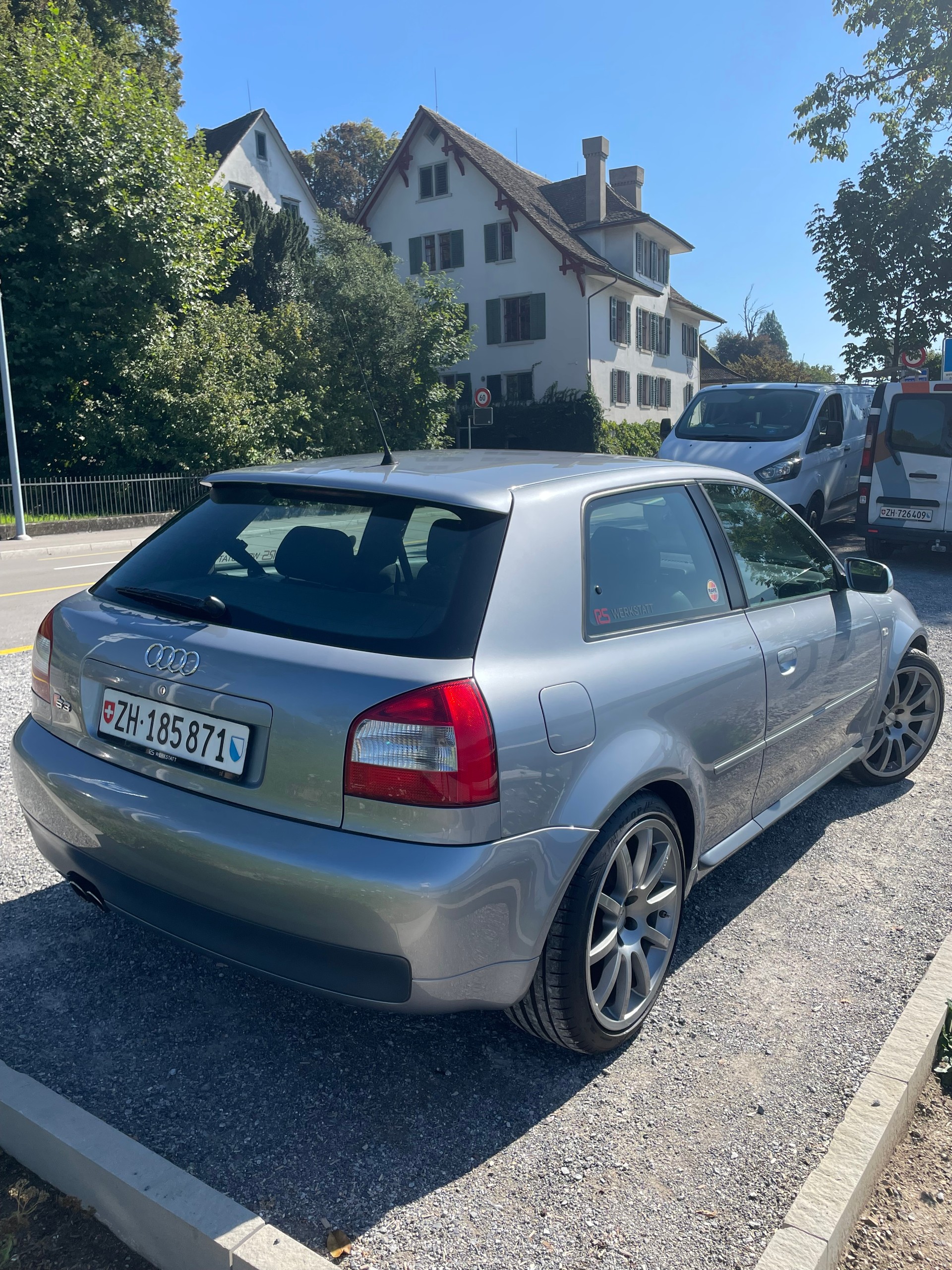 AUDI S3 quattro-image-2