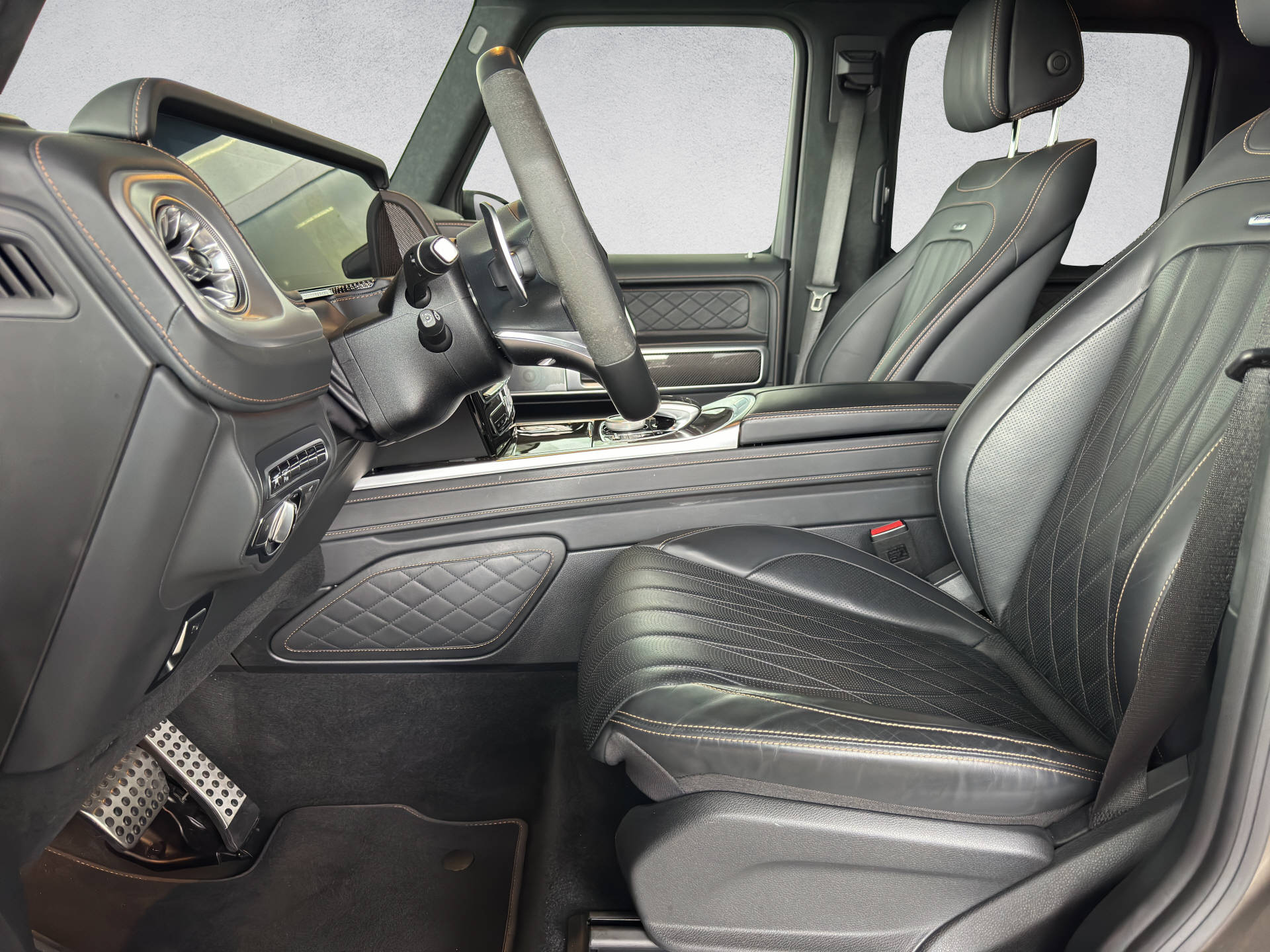 MERCEDES-BENZ G 63 AMG-image-6