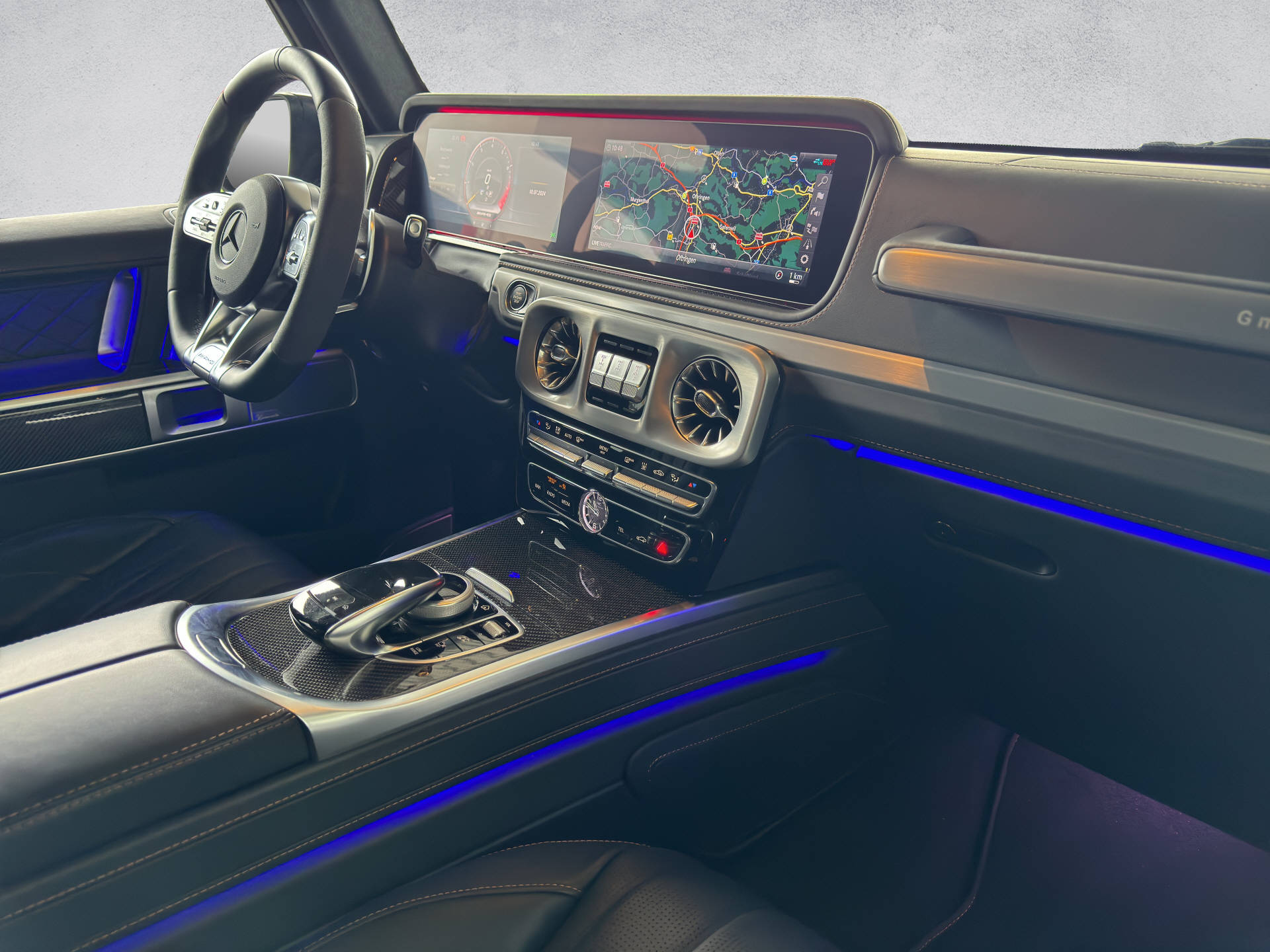 MERCEDES-BENZ G 63 AMG-image-7
