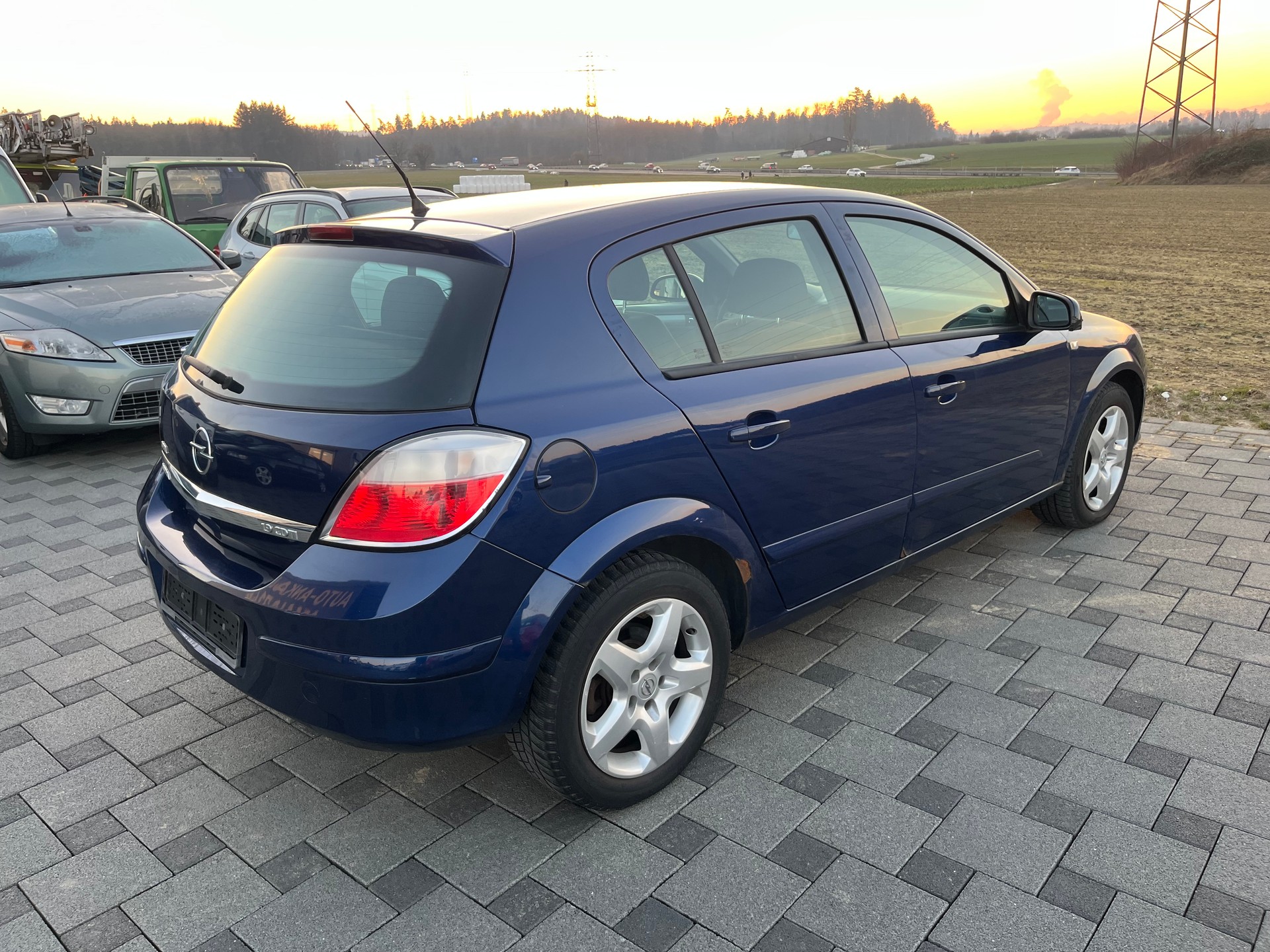 OPEL Astra 1.9 CDTi Enjoy-image-6