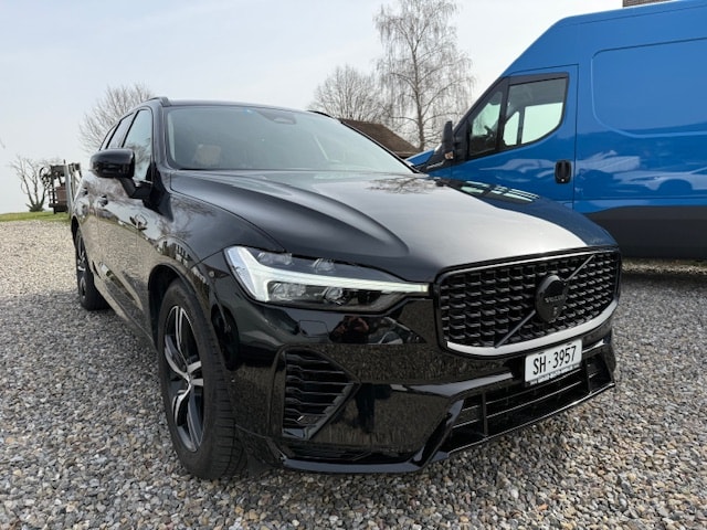VOLVO XC60 T6 eAWD PluginHybrid Black Edition-image-2