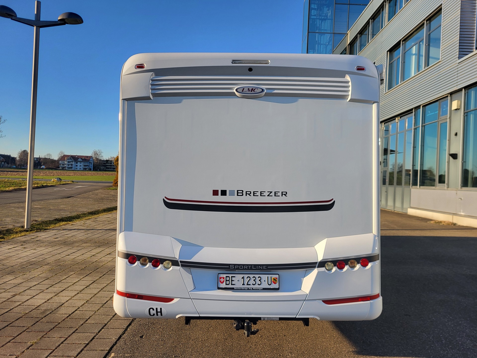 LMC A714 TOP FAMILIENCAMPER-image-3