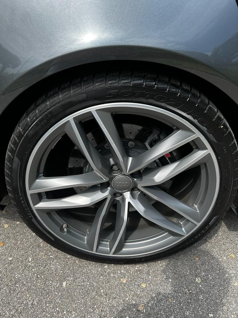 AUDI RS6 Avant 4.0 TFSI V8 quattro Tiptronic-image-18