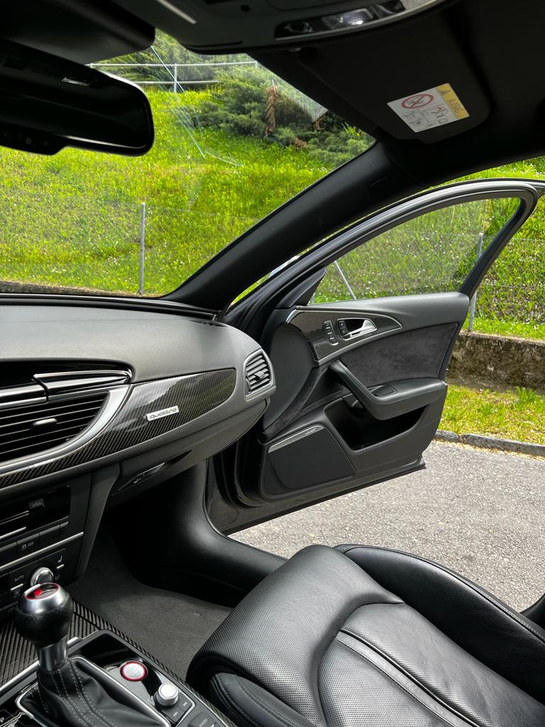 AUDI RS6 Avant 4.0 TFSI V8 quattro Tiptronic-image-14
