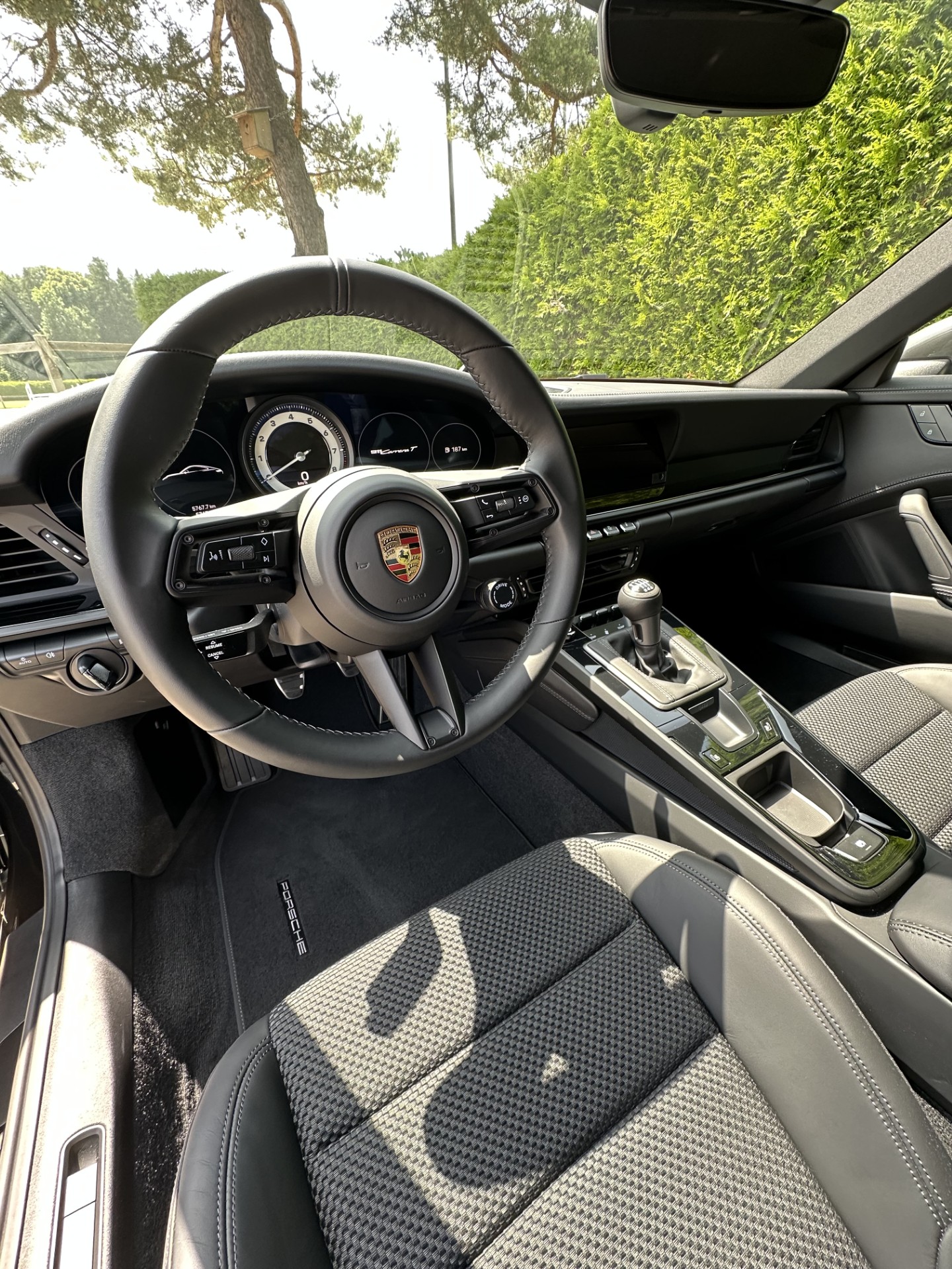 PORSCHE 911 Carrera T-image-5