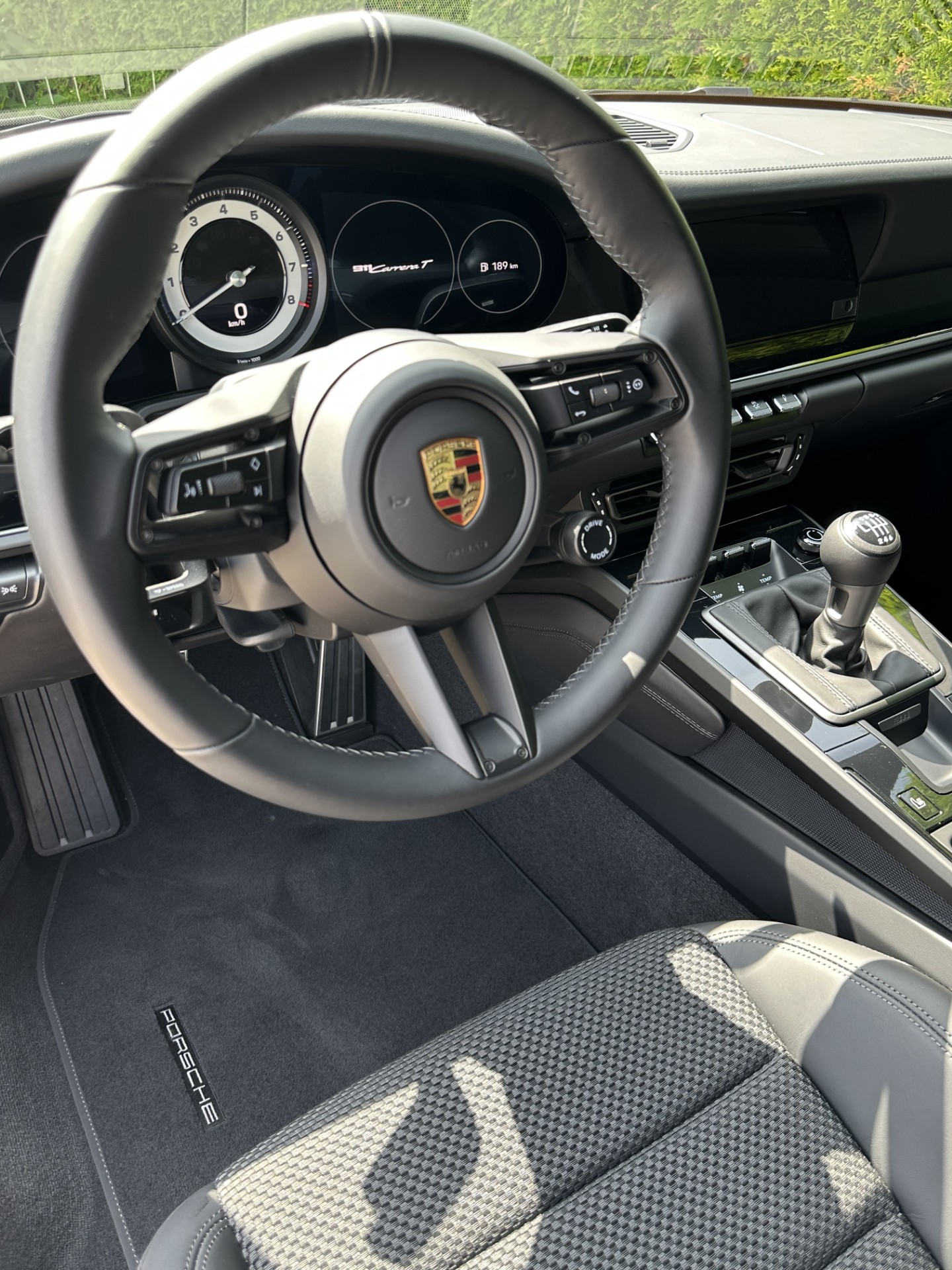PORSCHE 911 Carrera T-image-6