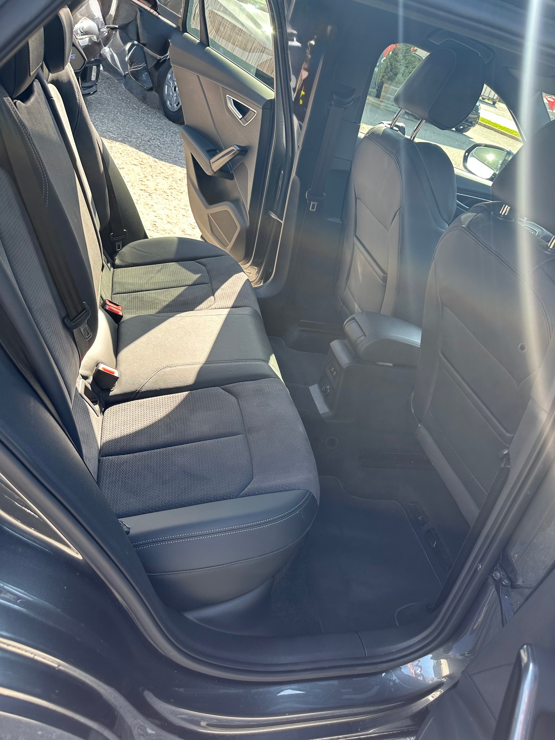 AUDI Q2 40 TFSI S line Attraction quattro S-tronic-image-4