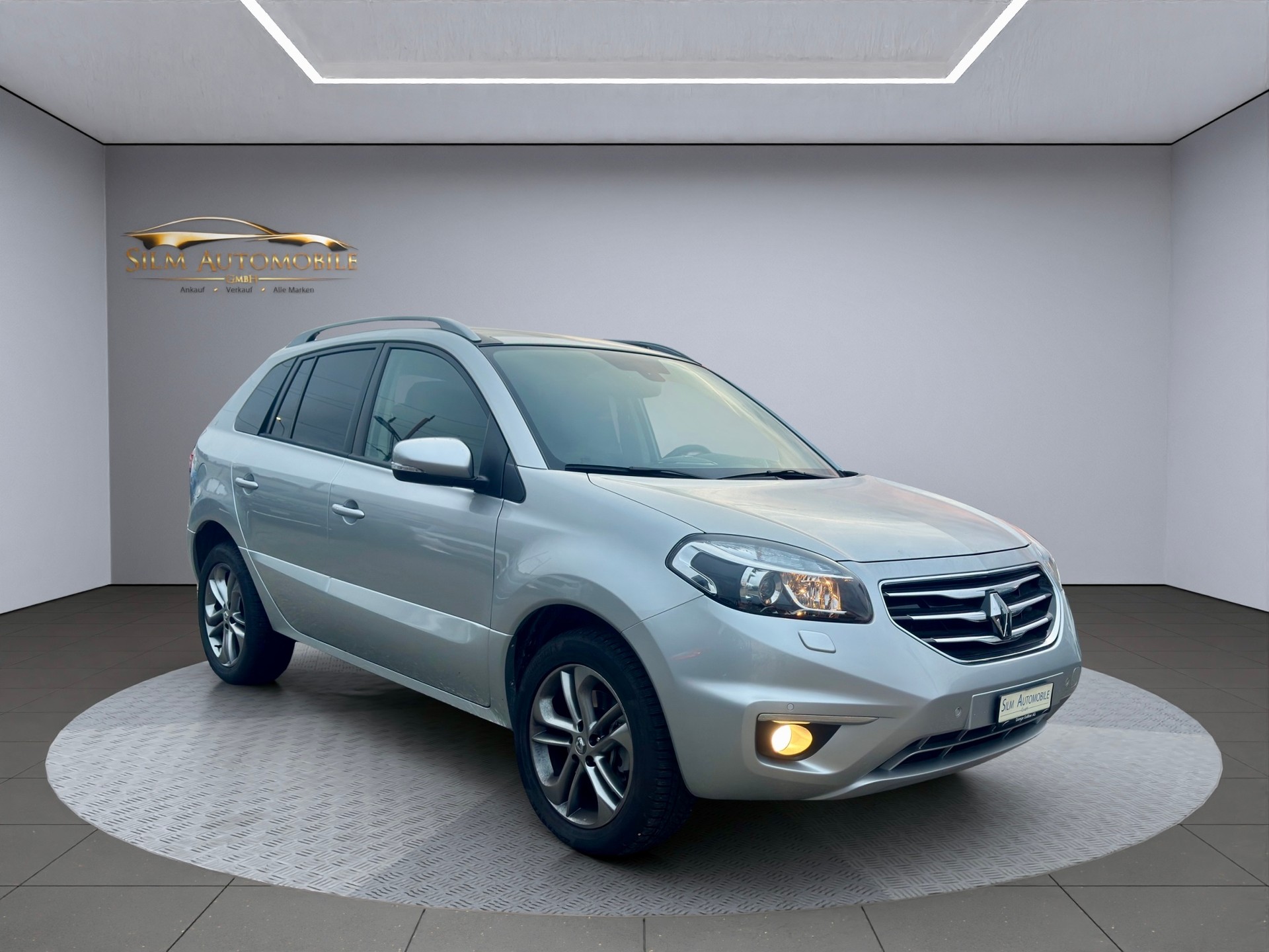 RENAULT Koleos 2.0 dCi Bose 4x4 Automatic-image-1