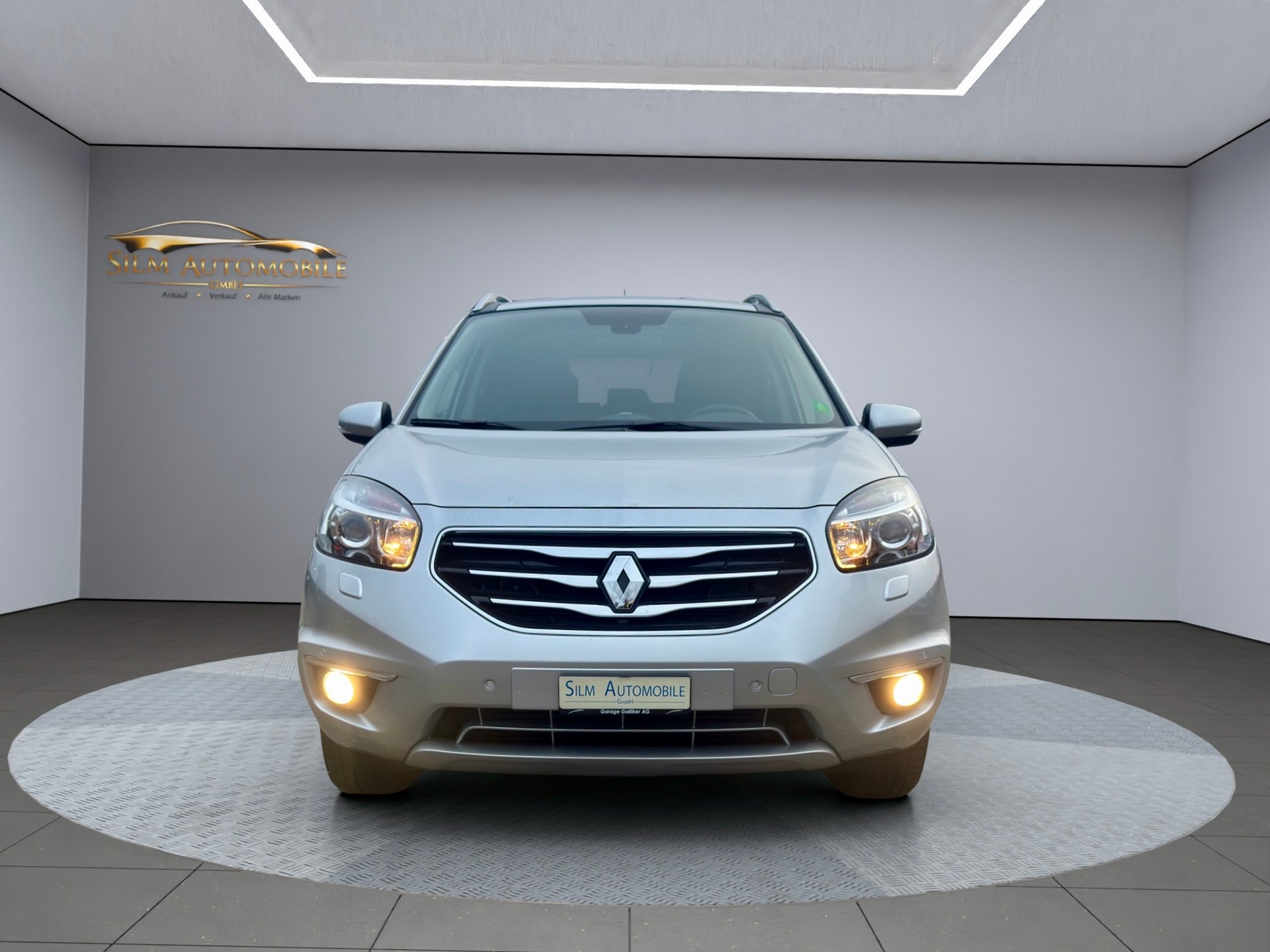 RENAULT Koleos 2.0 dCi Bose 4x4 Automatic-image-2