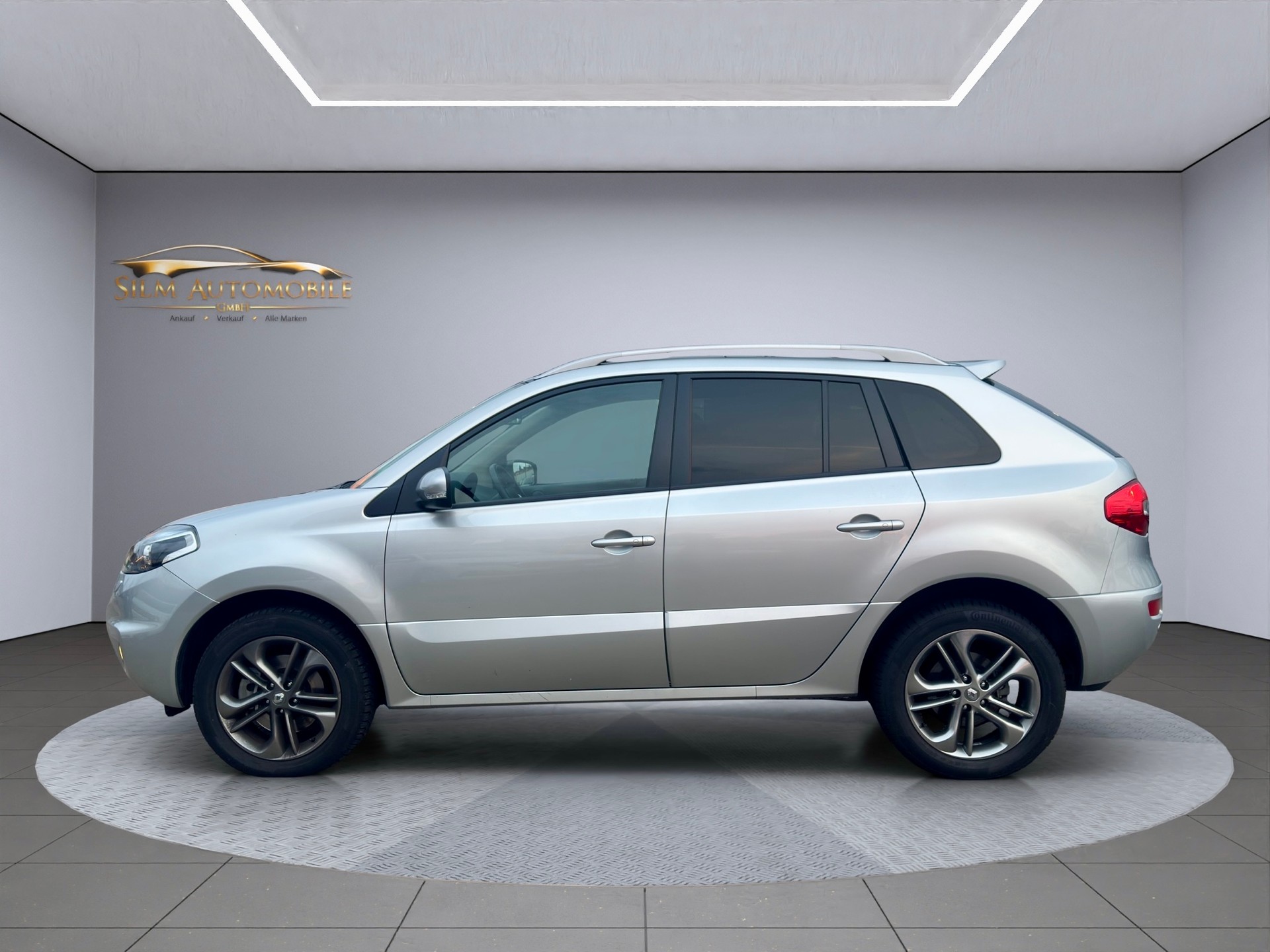 RENAULT Koleos 2.0 dCi Bose 4x4 Automatic-image-3