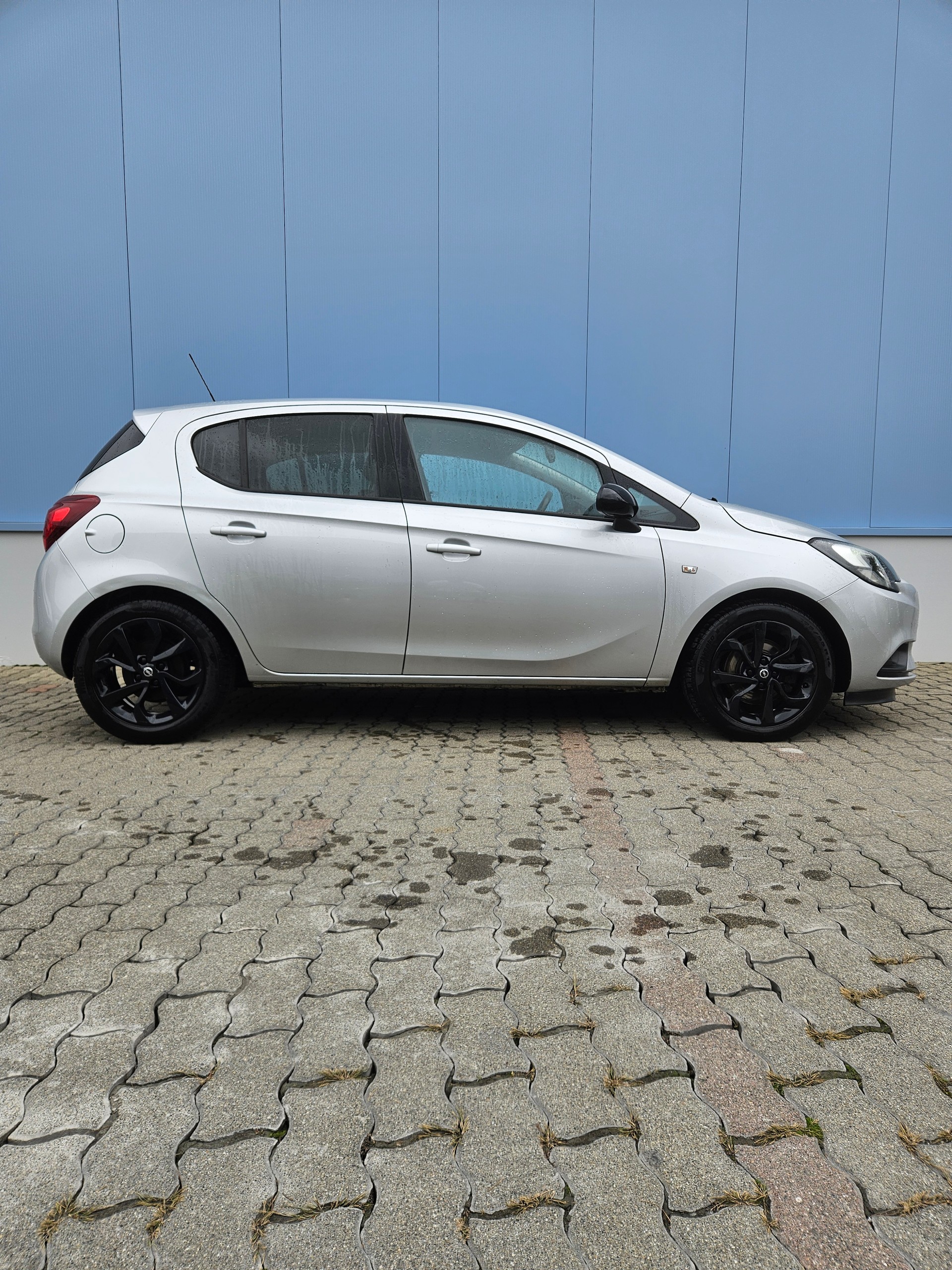 OPEL Corsa 1.0 T EcoTec Black Edition-image-1