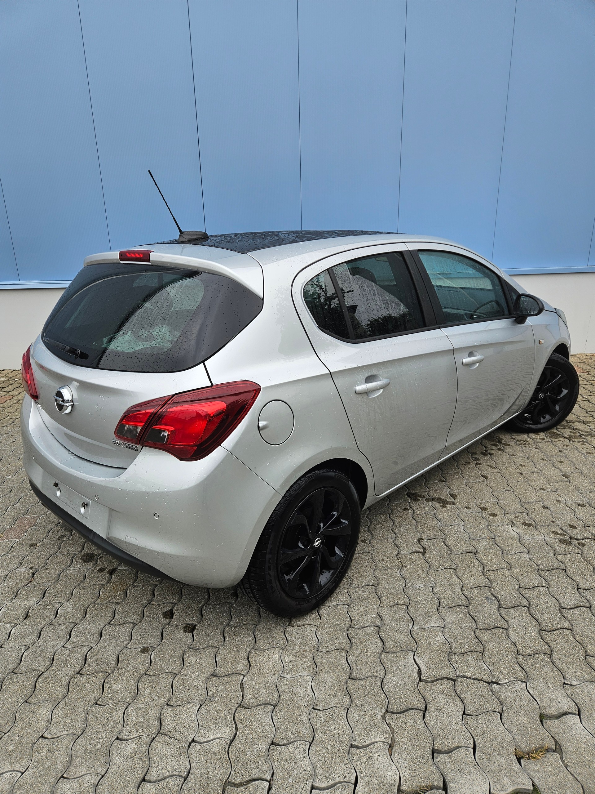 OPEL Corsa 1.0 T EcoTec Black Edition-image-3
