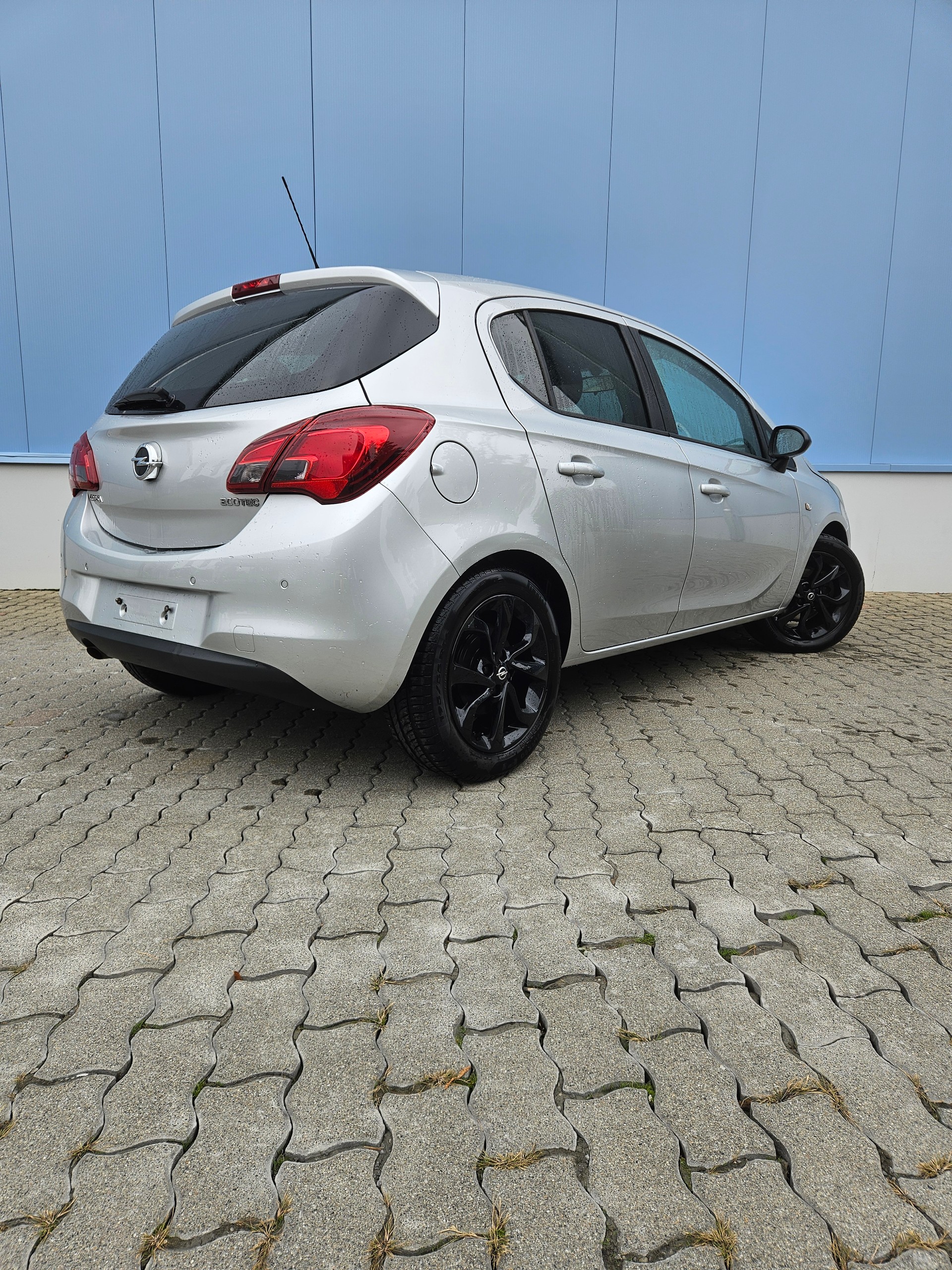 OPEL Corsa 1.0 T EcoTec Black Edition-image-2