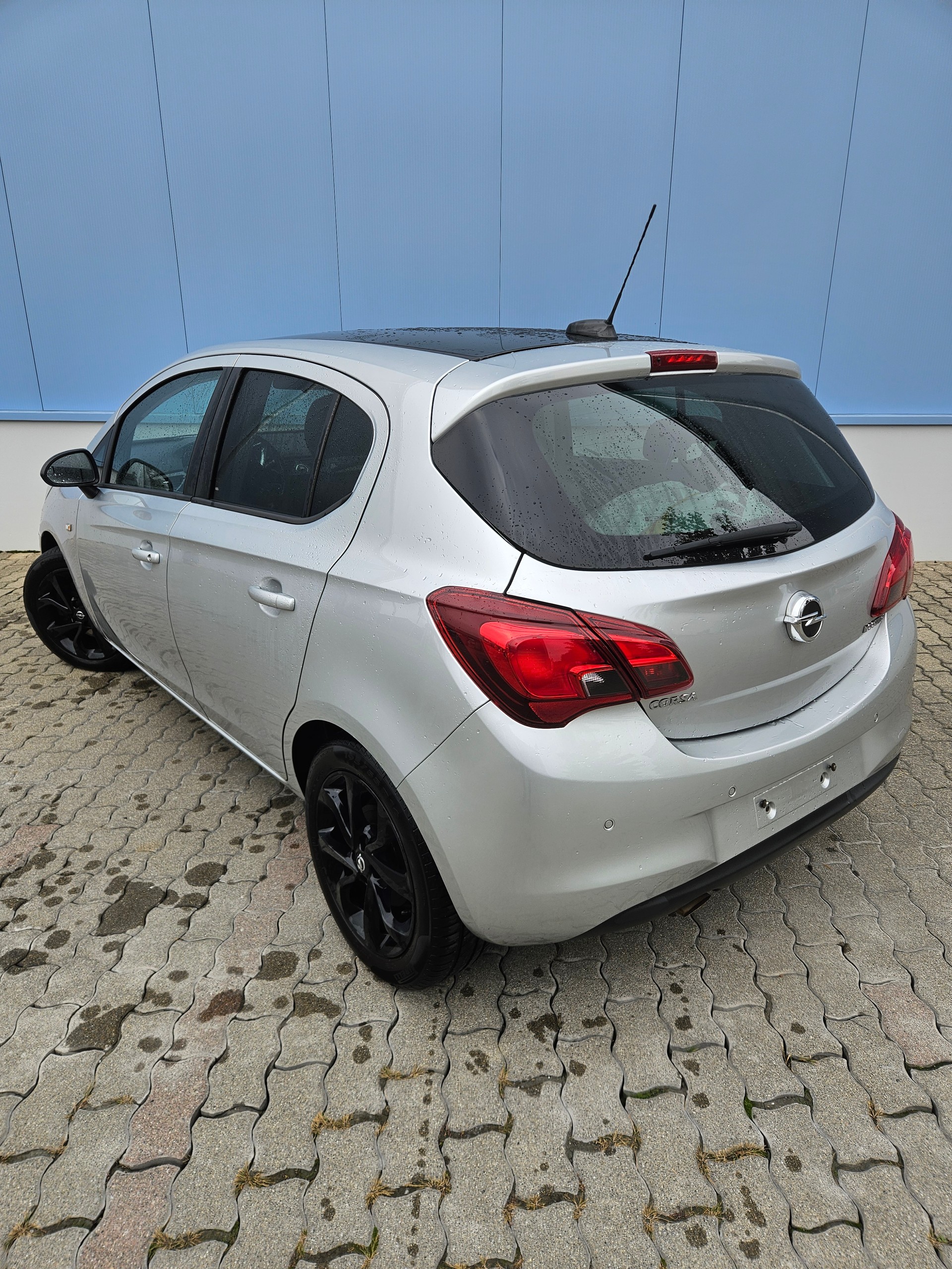 OPEL Corsa 1.0 T EcoTec Black Edition-image-5