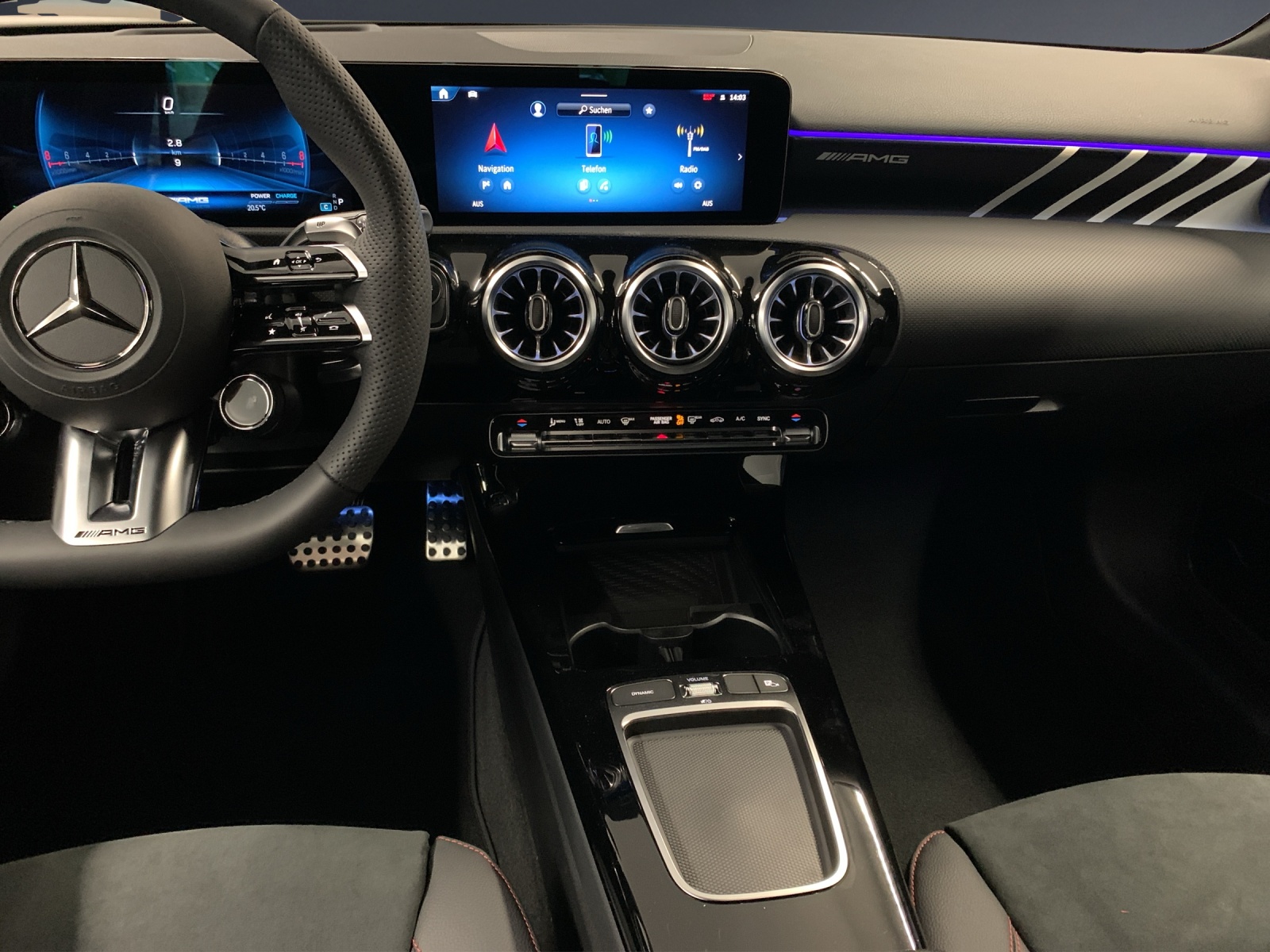 MERCEDES-BENZ A AMG 35 4MATIC-image-8