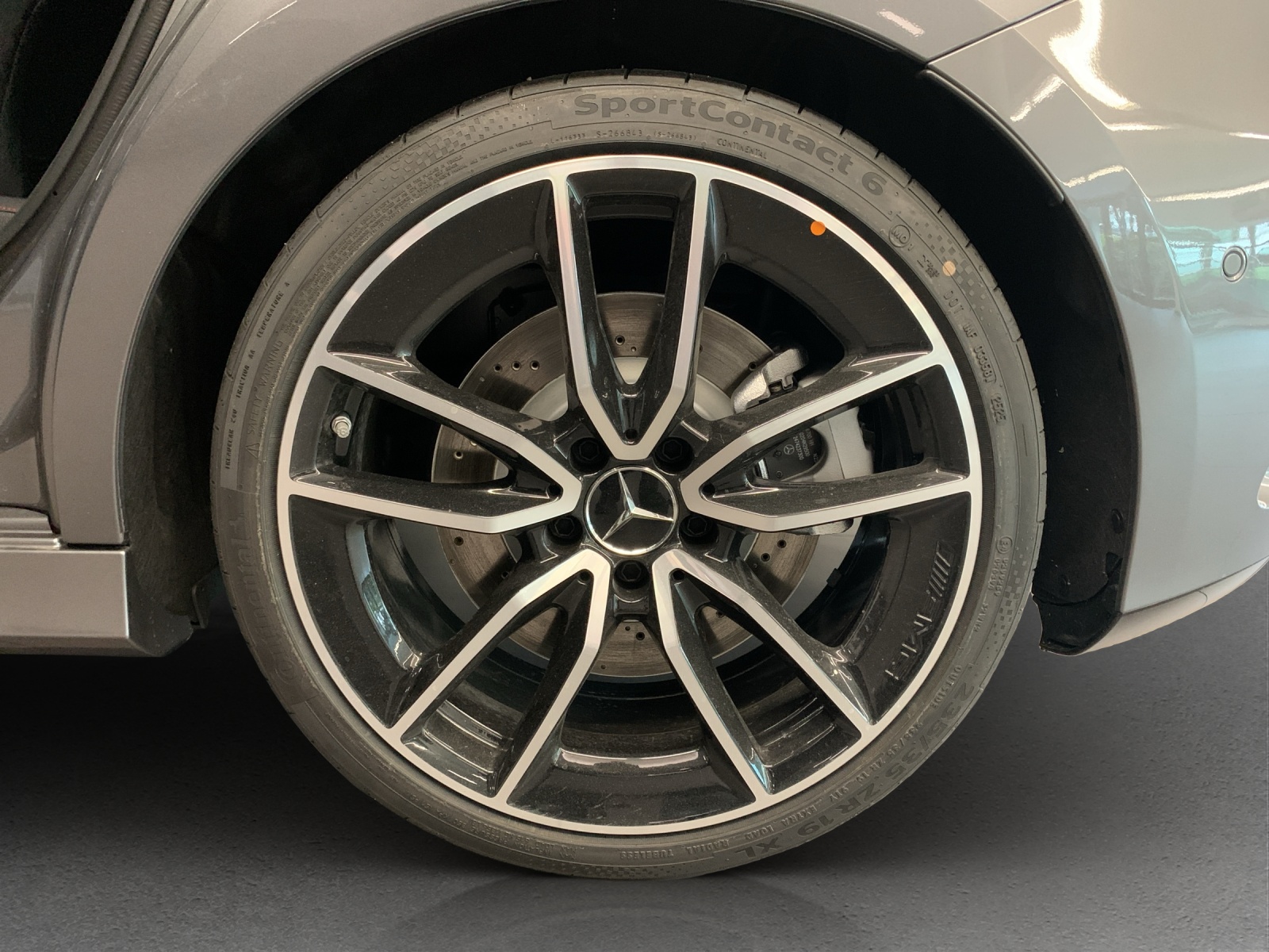 MERCEDES-BENZ A AMG 35 4MATIC-image-12