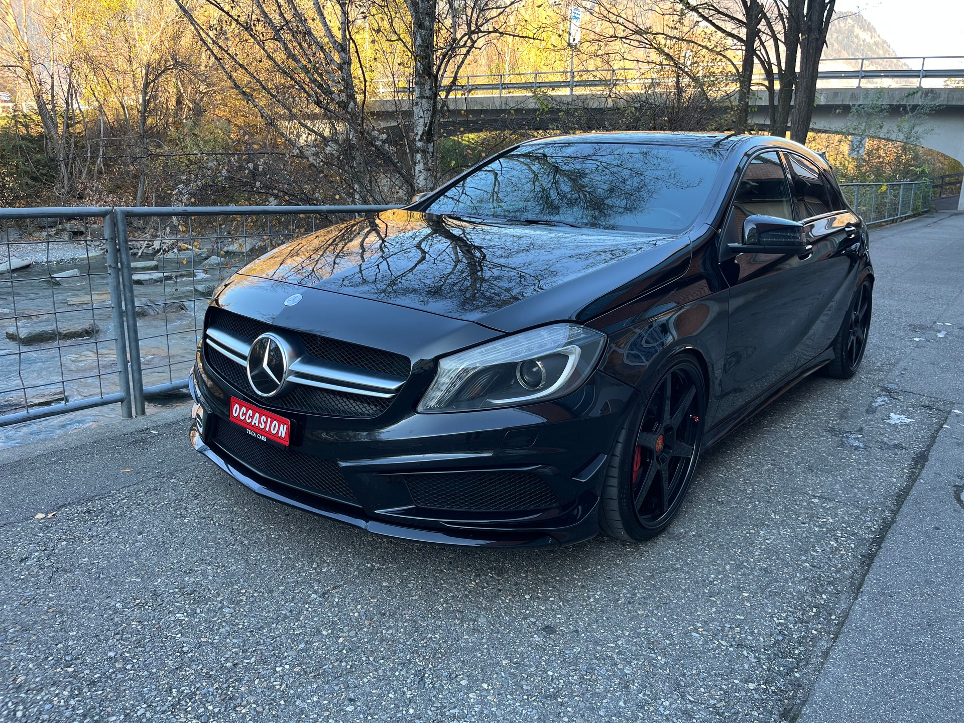 MERCEDES-BENZ A 45 AMG 4Matic Speedshift 7G-DCT-showroom-element-1