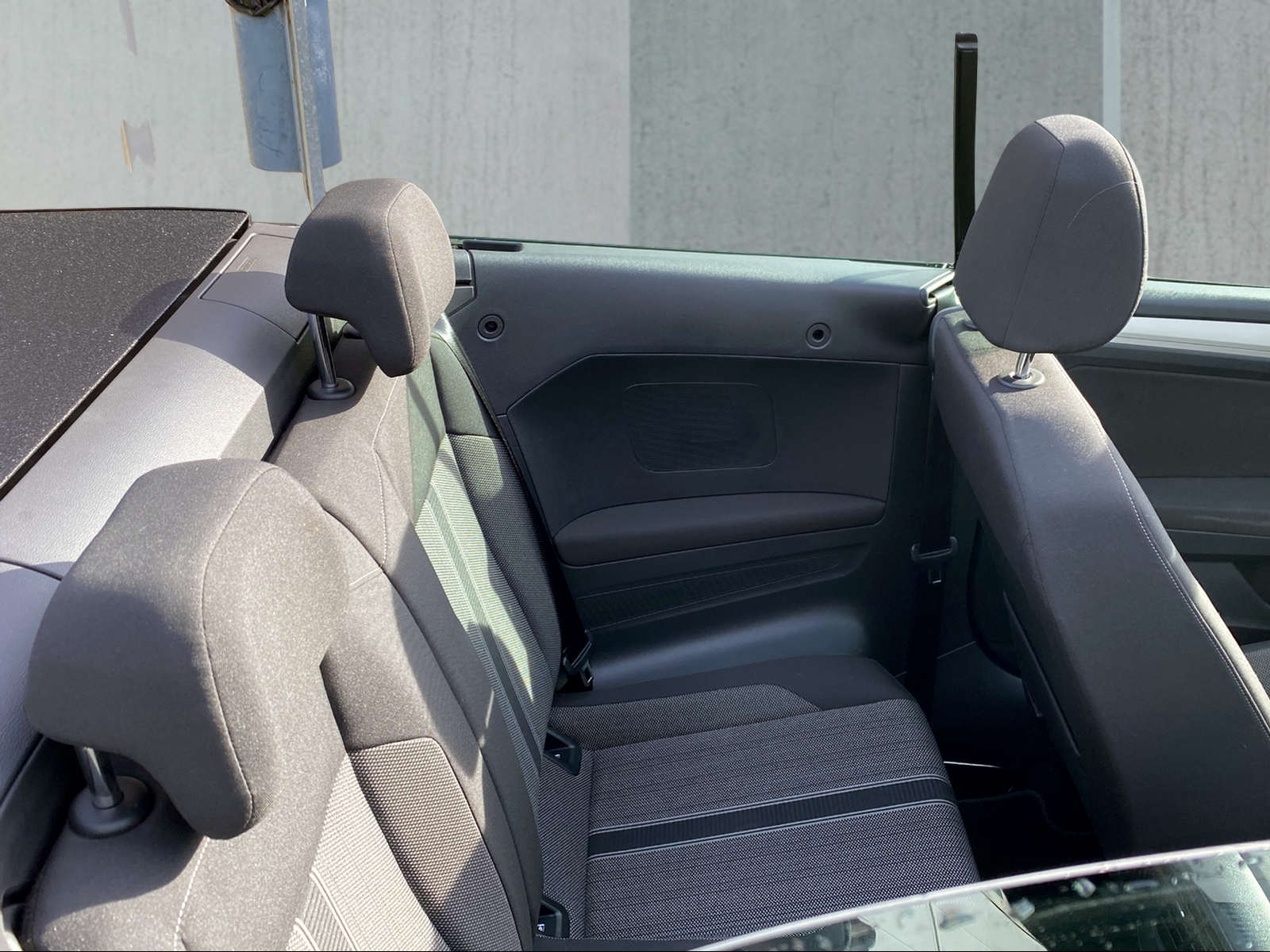VW T-Roc Cabriolet 1.5 TSI EVO Advance DSG-image-7