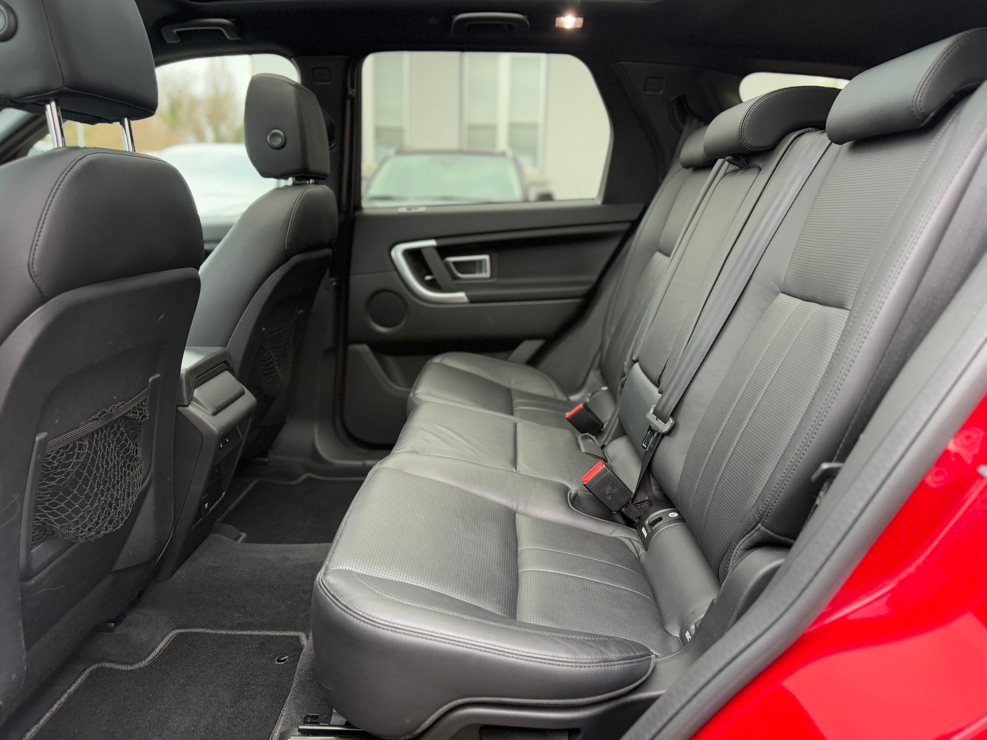 LAND ROVER Discovery Sport 2.0 Si4 HSE AT9-image-8