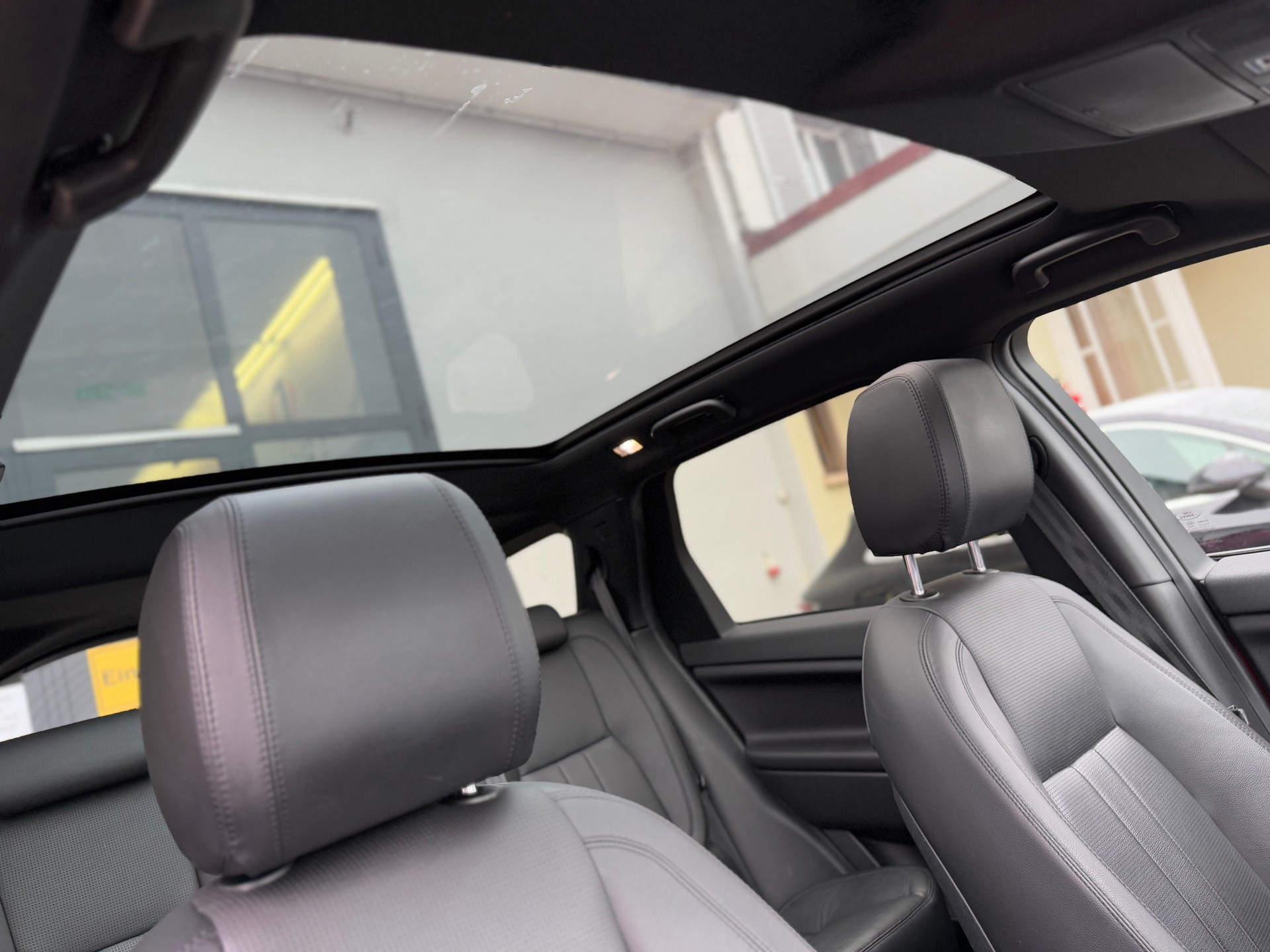 LAND ROVER Discovery Sport 2.0 Si4 HSE AT9-image-14