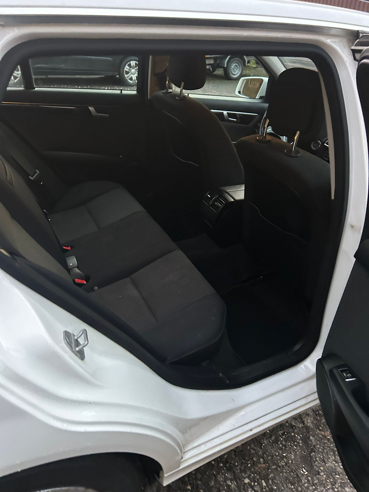 MERCEDES-BENZ C 200 CDI Elégance 7G-Tronic-image-7