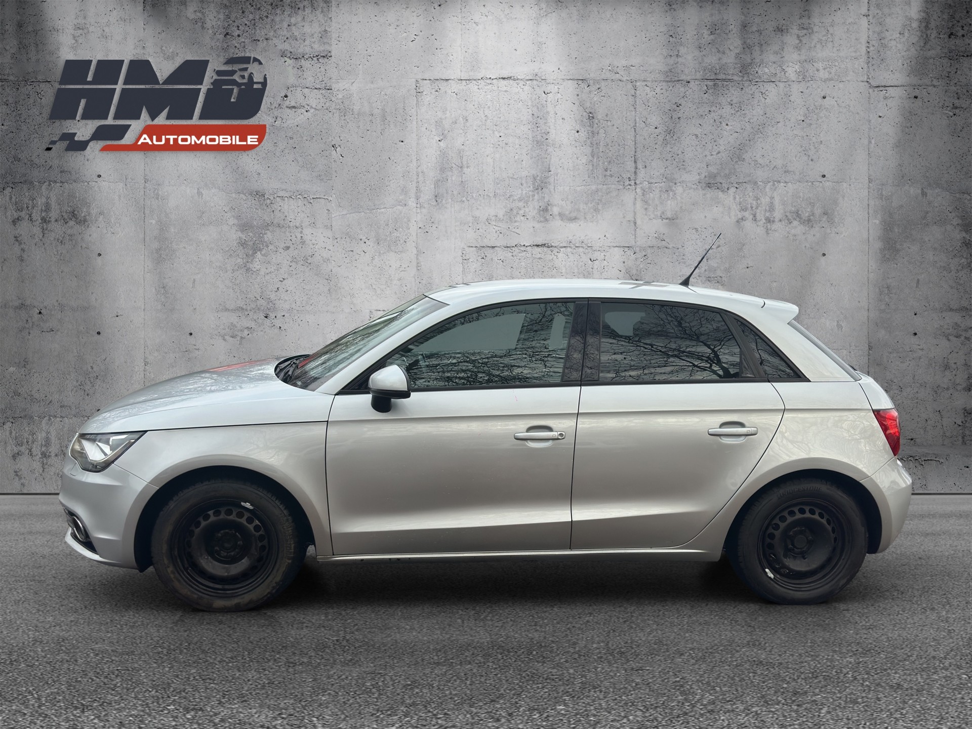 AUDI A1 Sportback 1.4 TFSI Ambition-image-2