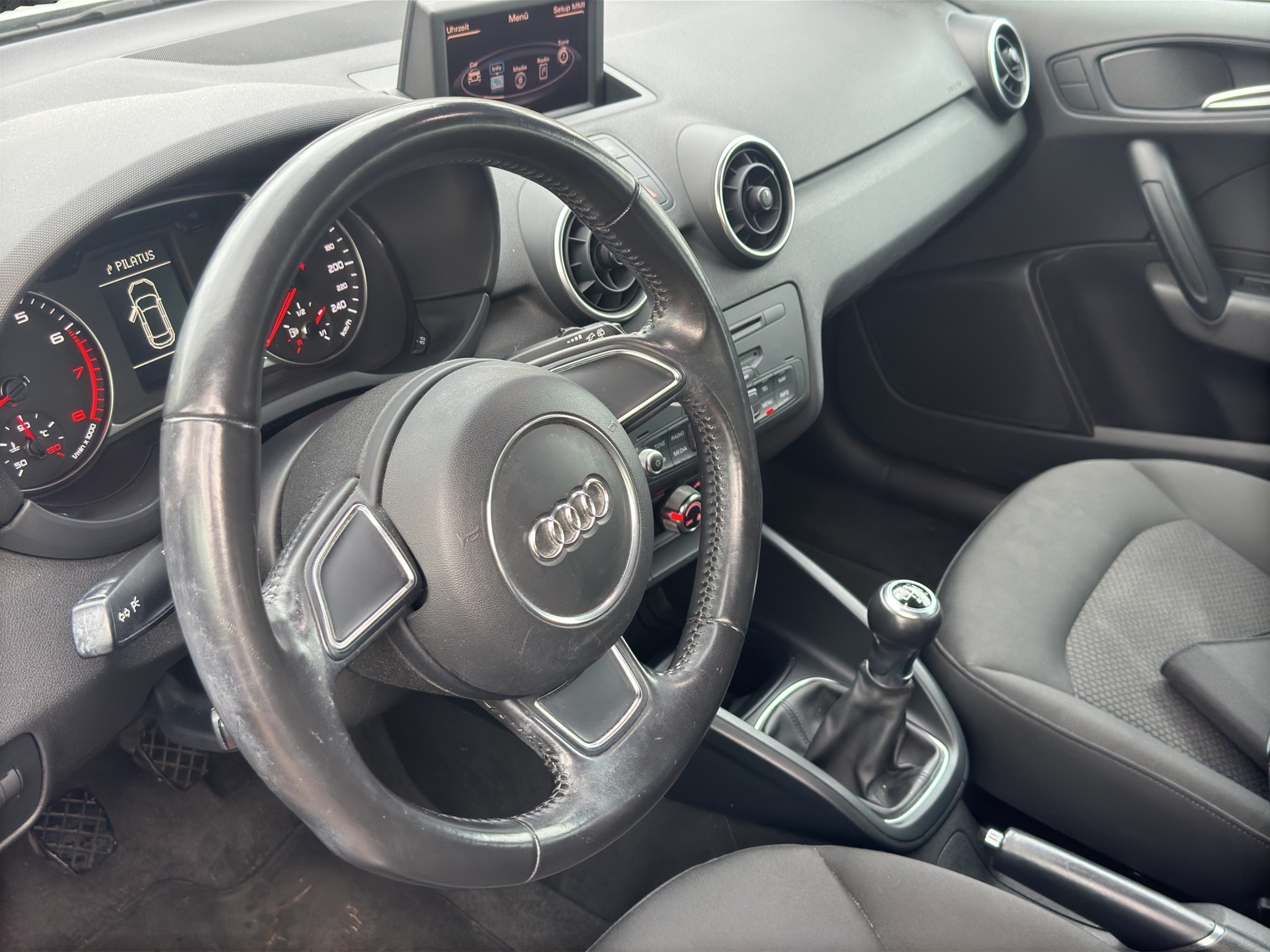 AUDI A1 Sportback 1.4 TFSI Ambition-image-10