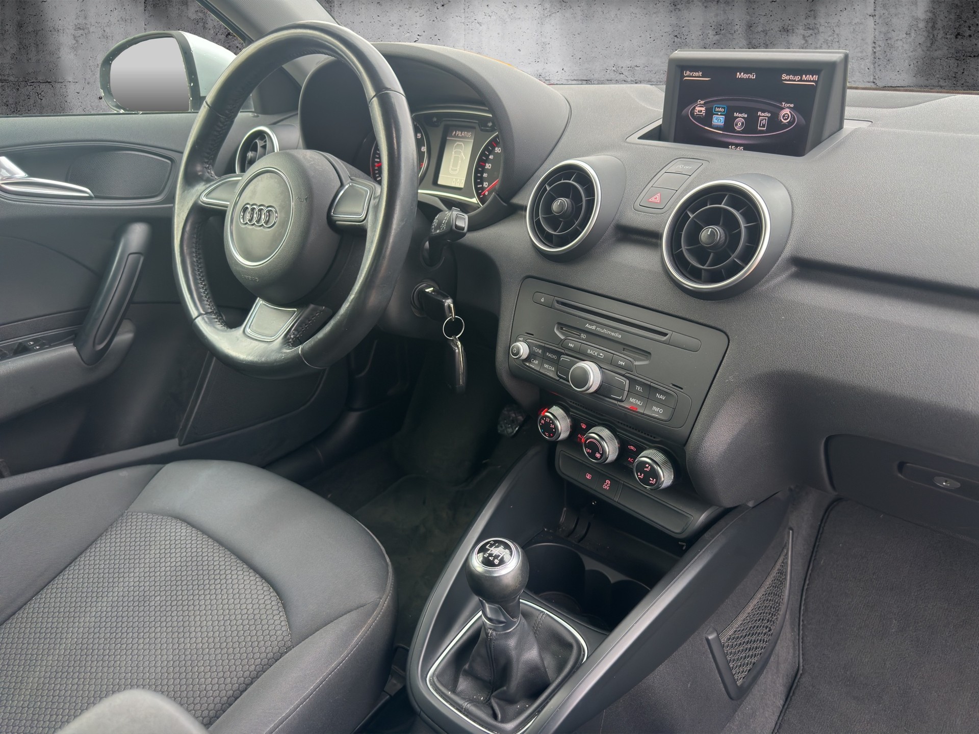 AUDI A1 Sportback 1.4 TFSI Ambition-image-11