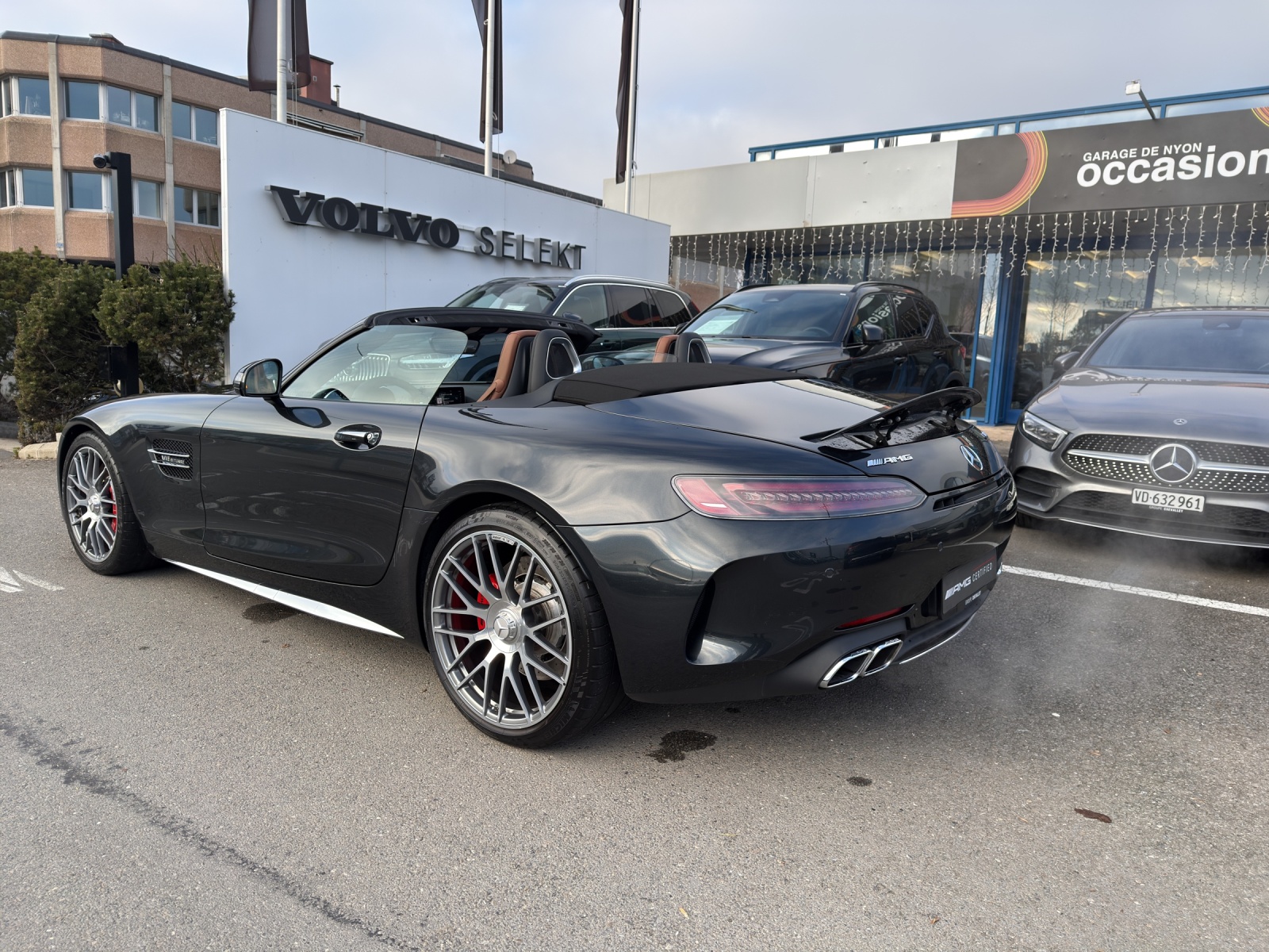 MERCEDES-BENZ AMG GT C Roadster Speedshift DCT-image-16