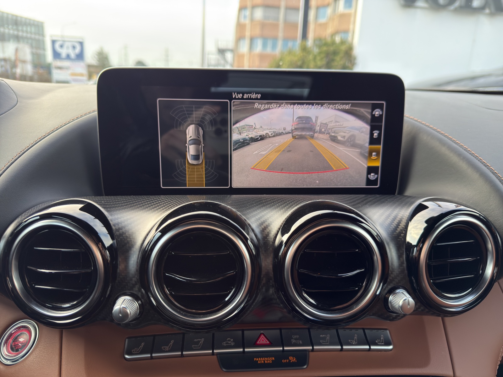 MERCEDES-BENZ AMG GT C Roadster Speedshift DCT-image-12