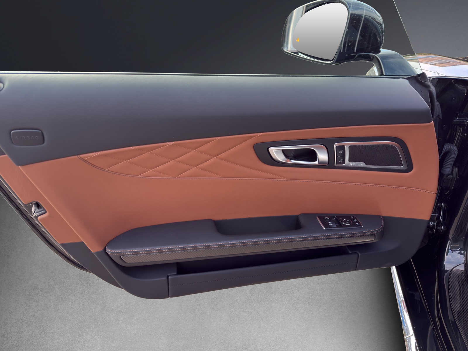MERCEDES-BENZ AMG GT C Roadster Speedshift DCT-image-9