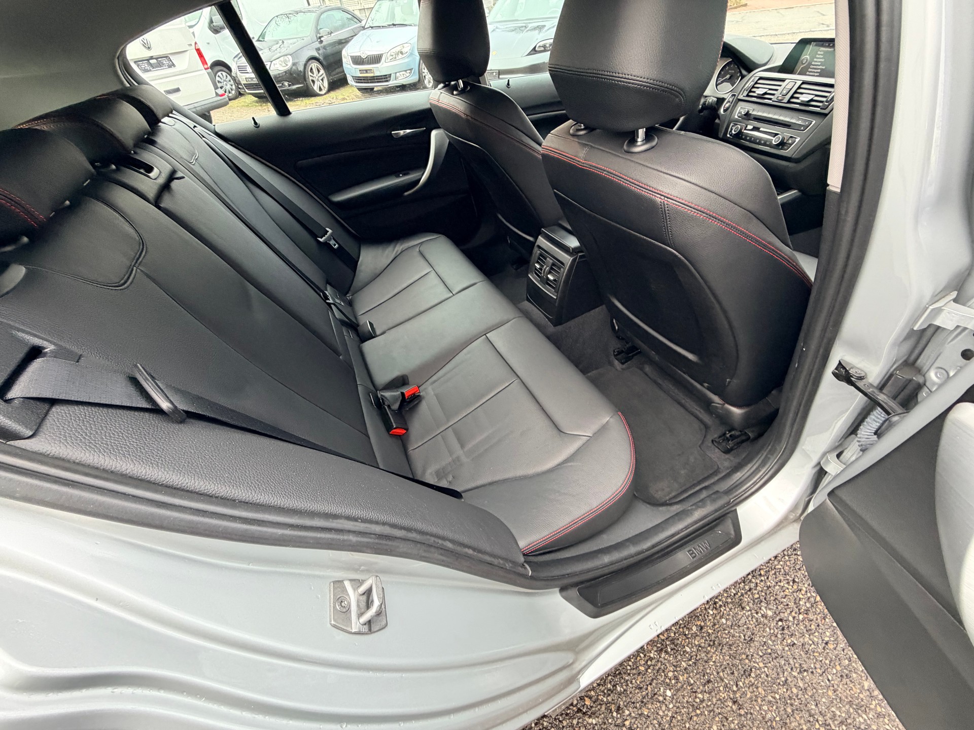BMW 125i Sport Line Steptronic-image-11