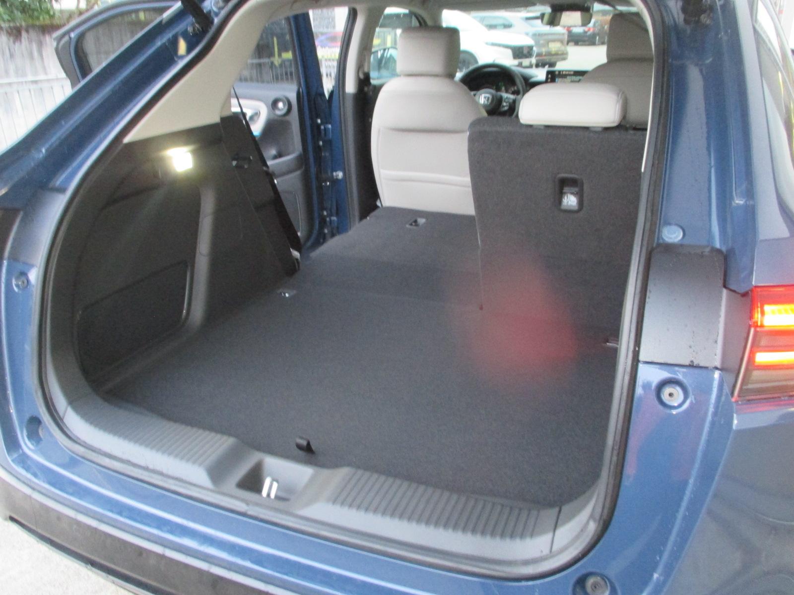 HONDA HR-V 1.5 i-MMD Advance Style - mit Aktionsleasing 1.9% und 8 Jahren Garantie!-image-11