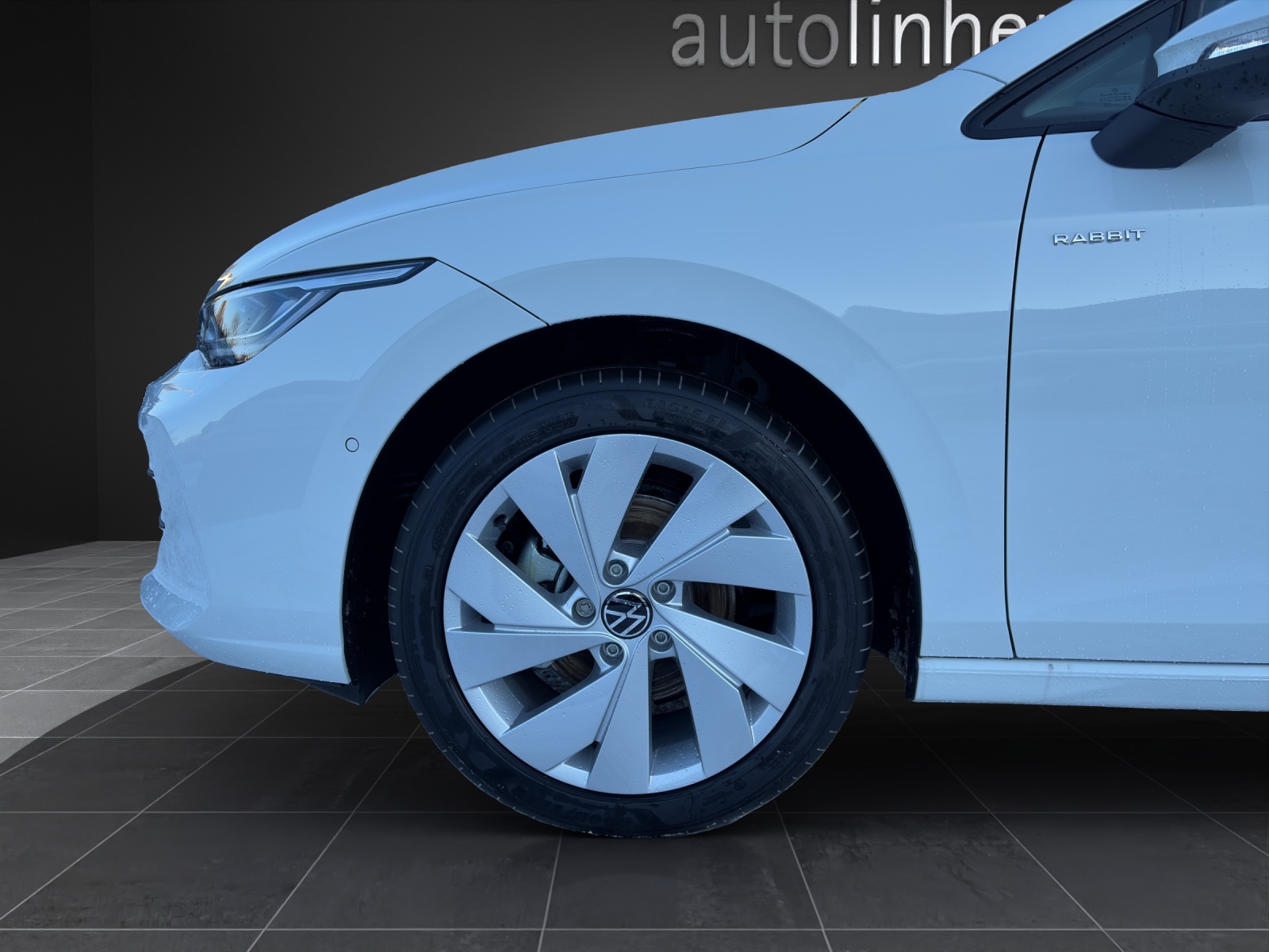 VW Golf 1.5 TSI Basis-image-13