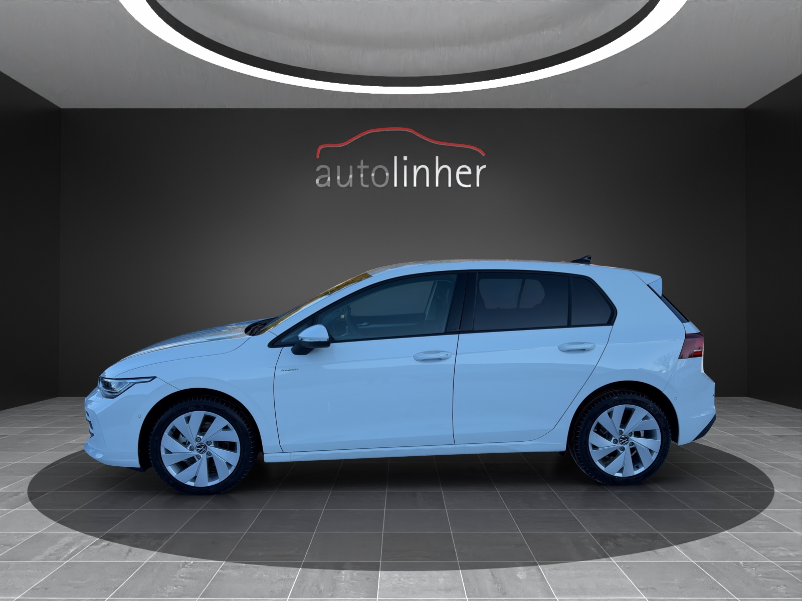 VW Golf 1.5 TSI Basis-image-1
