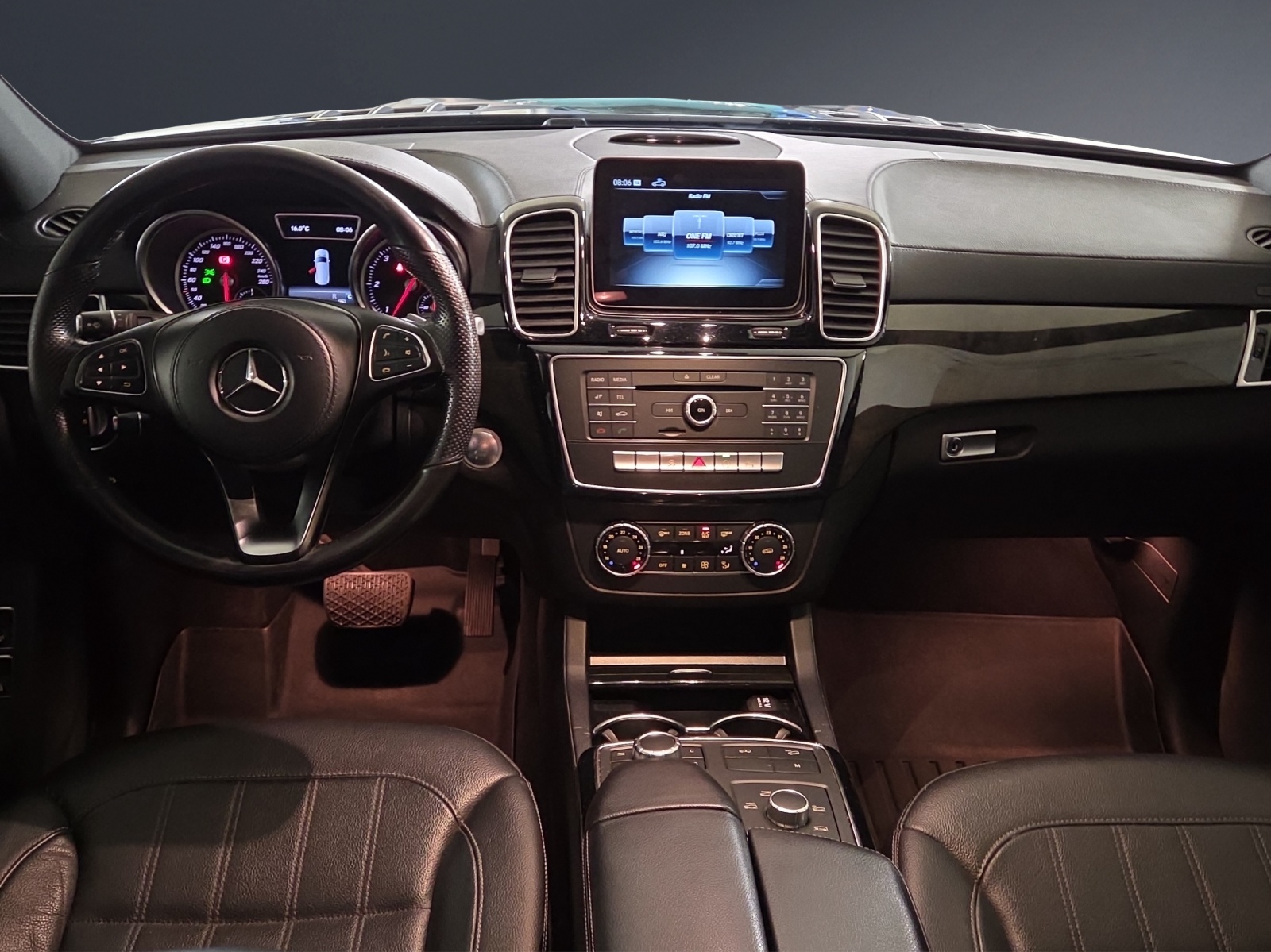 Image MERCEDES-BENZ GLS-350 GLS 350 d 4Matic