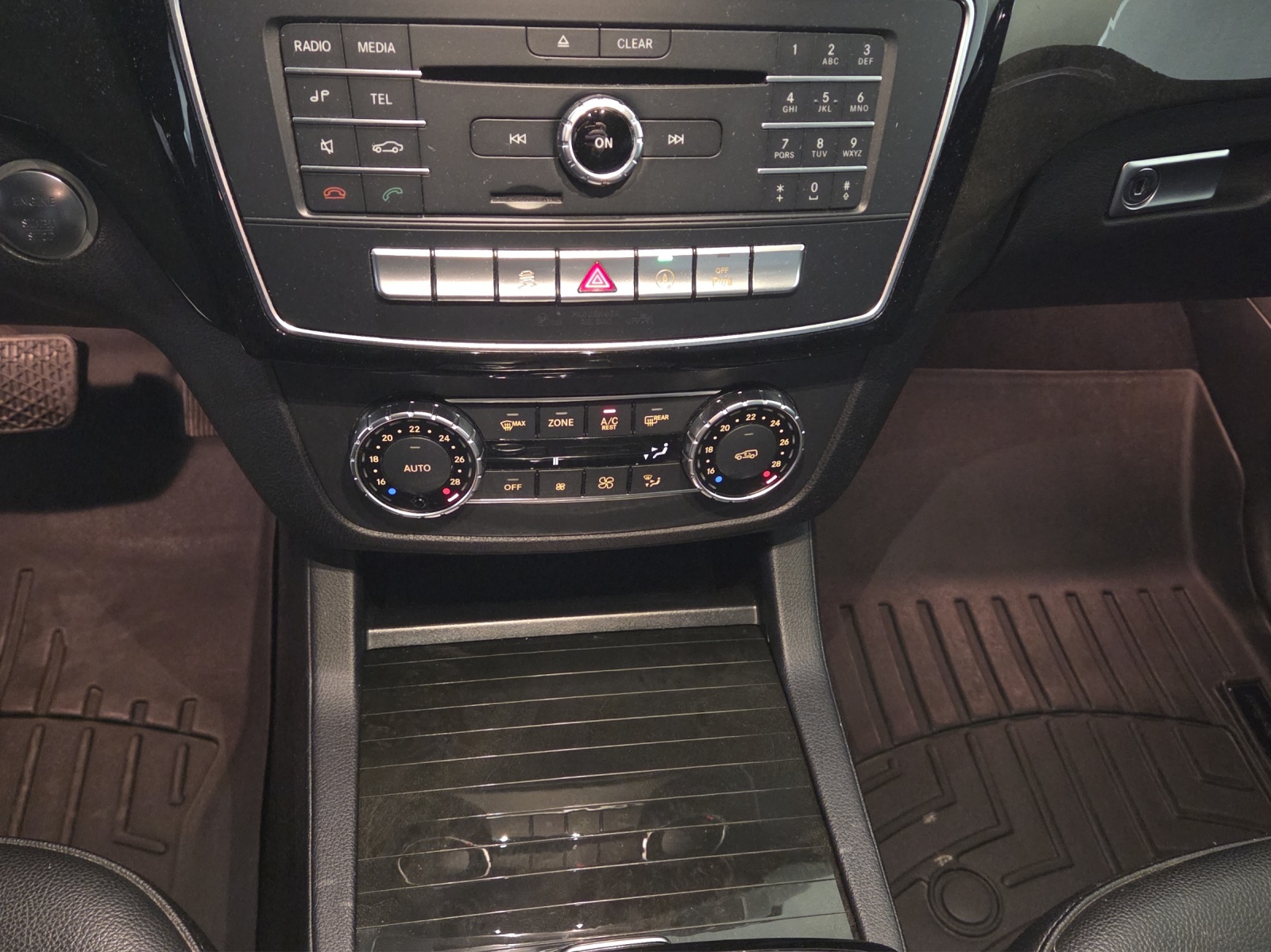 Image MERCEDES-BENZ GLS-350 GLS 350 d 4Matic