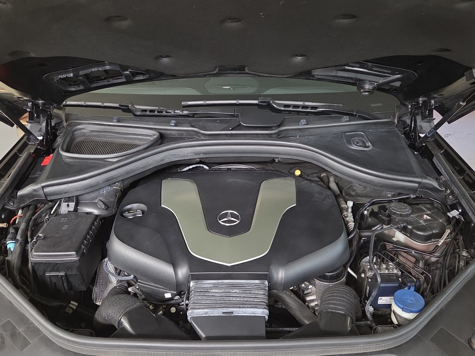 Image MERCEDES-BENZ GLS-350 GLS 350 d 4Matic